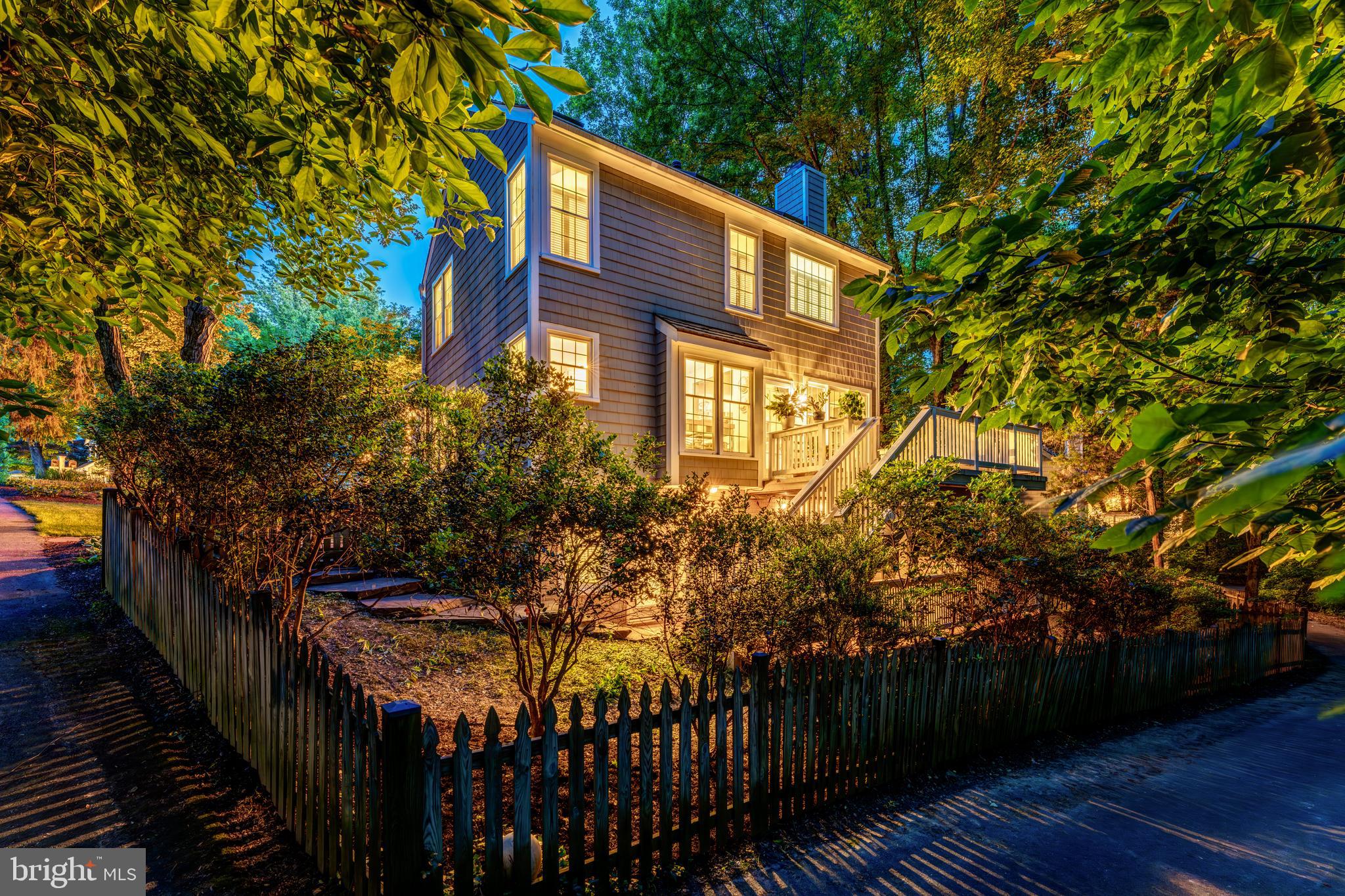 RESTON - Residential