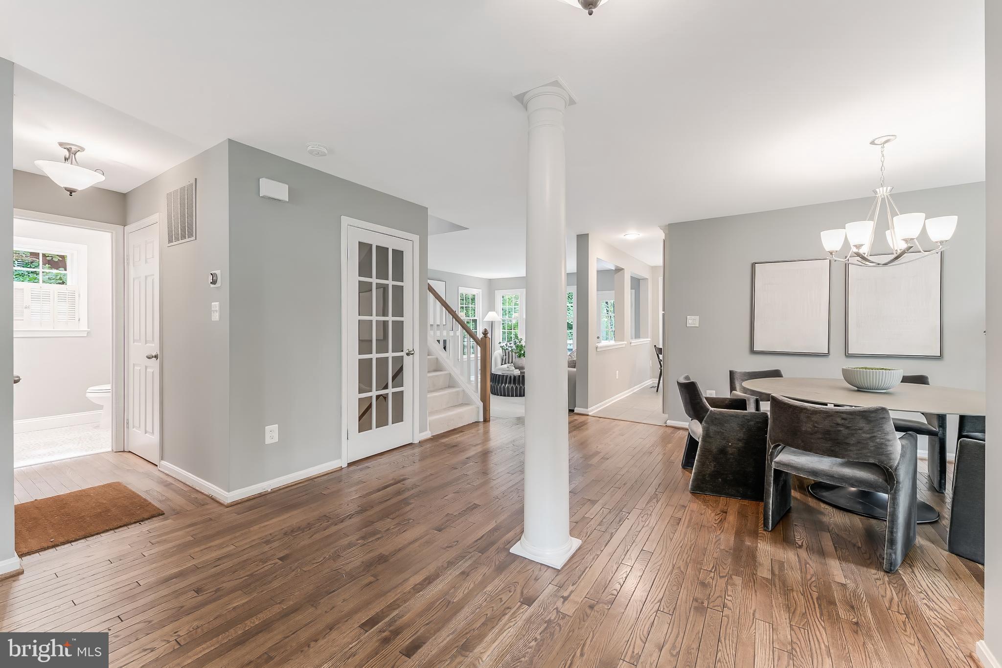 RESTON - Residential