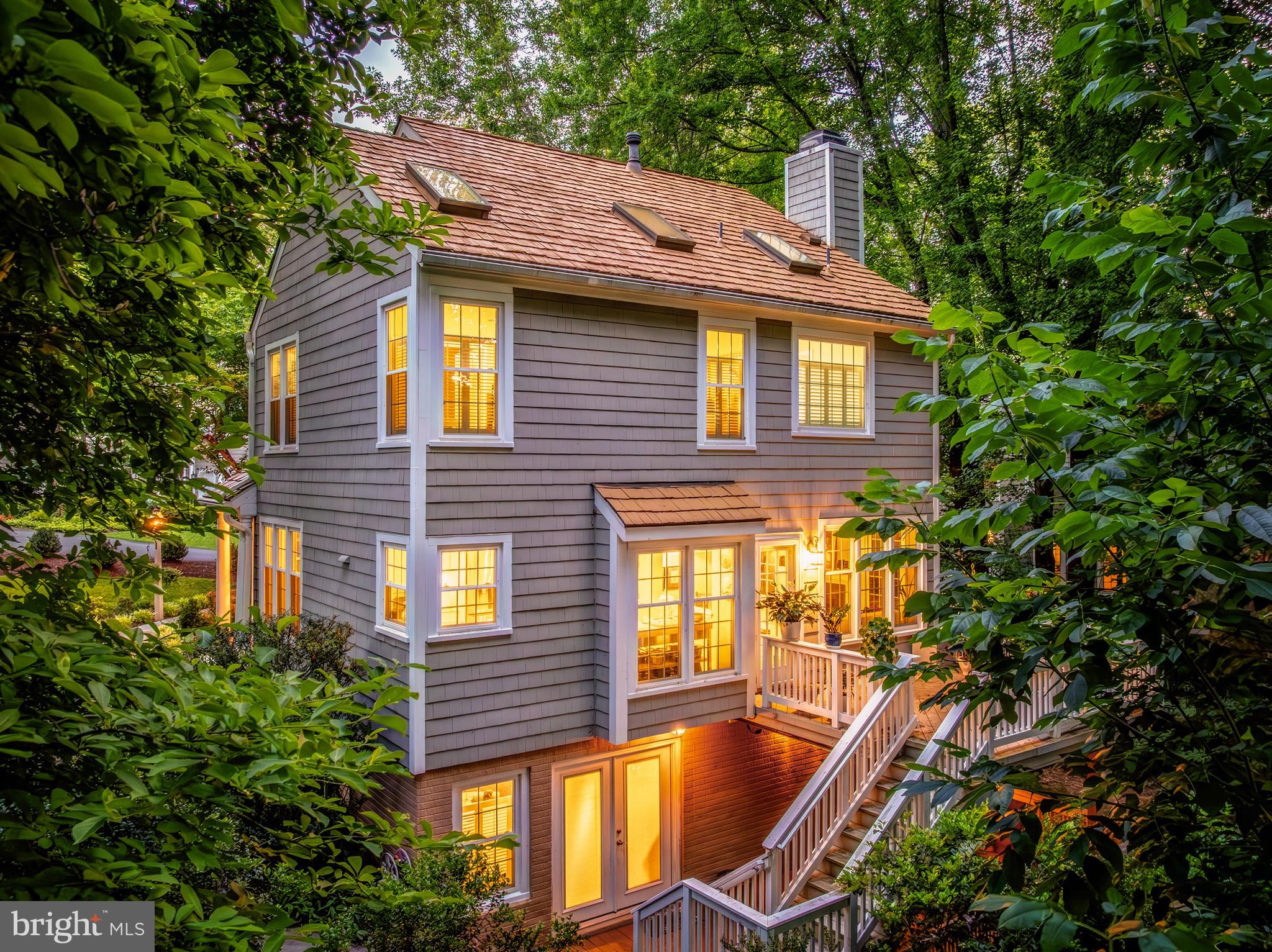 RESTON - Residential