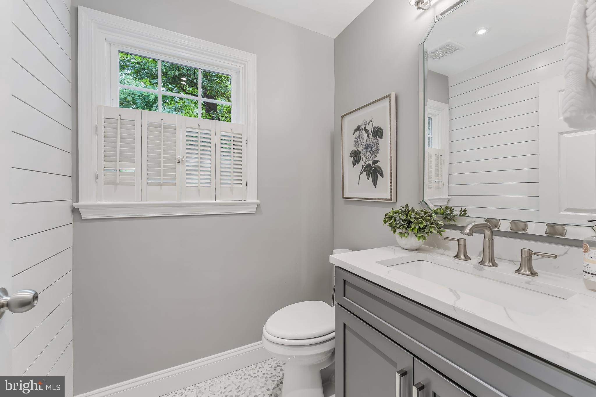 RESTON - Residential