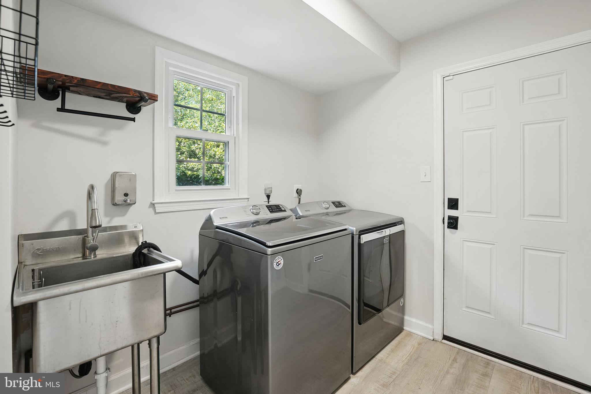 DOLLEY MADISON ESTATES - Residential