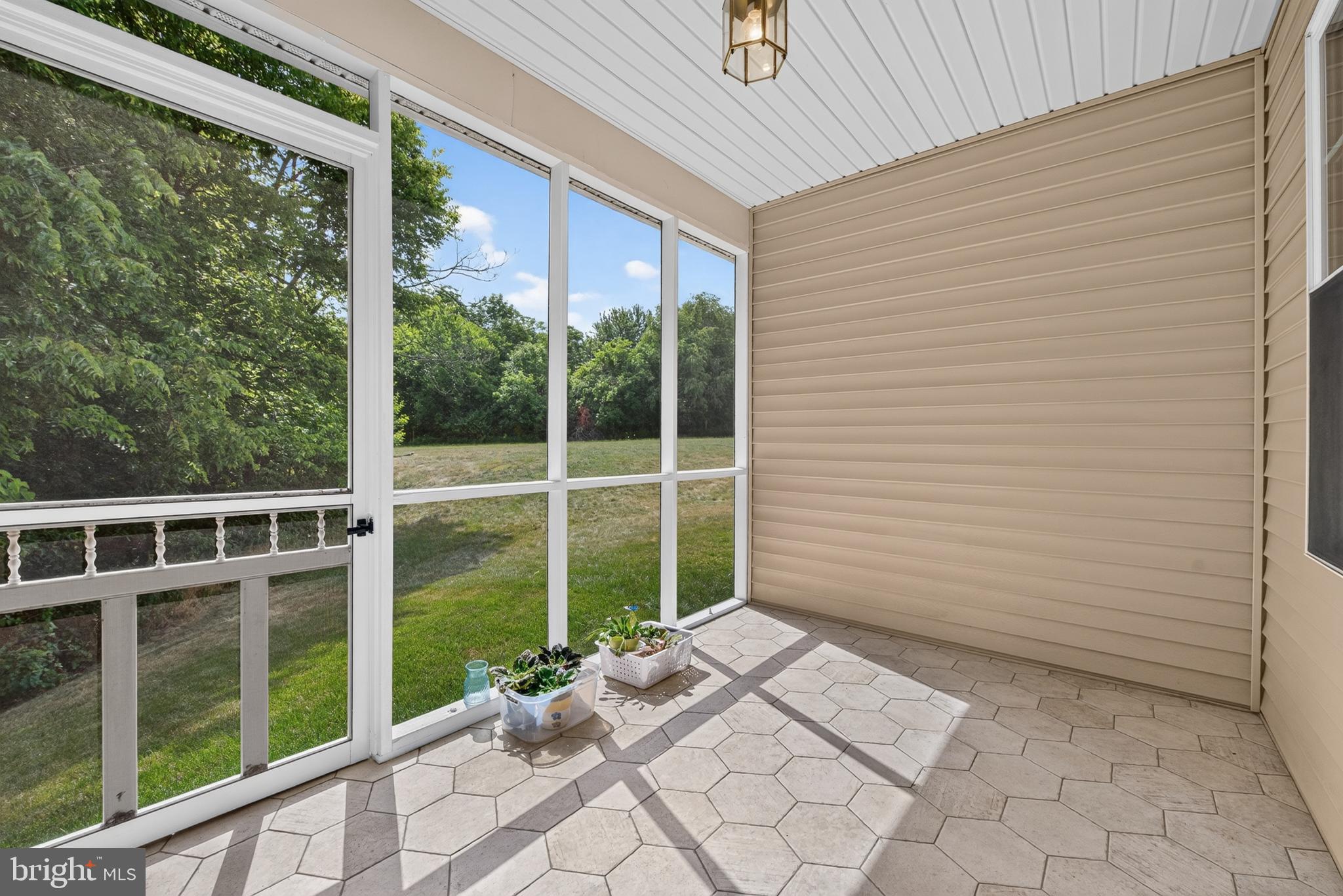 THE OAKS - Residential