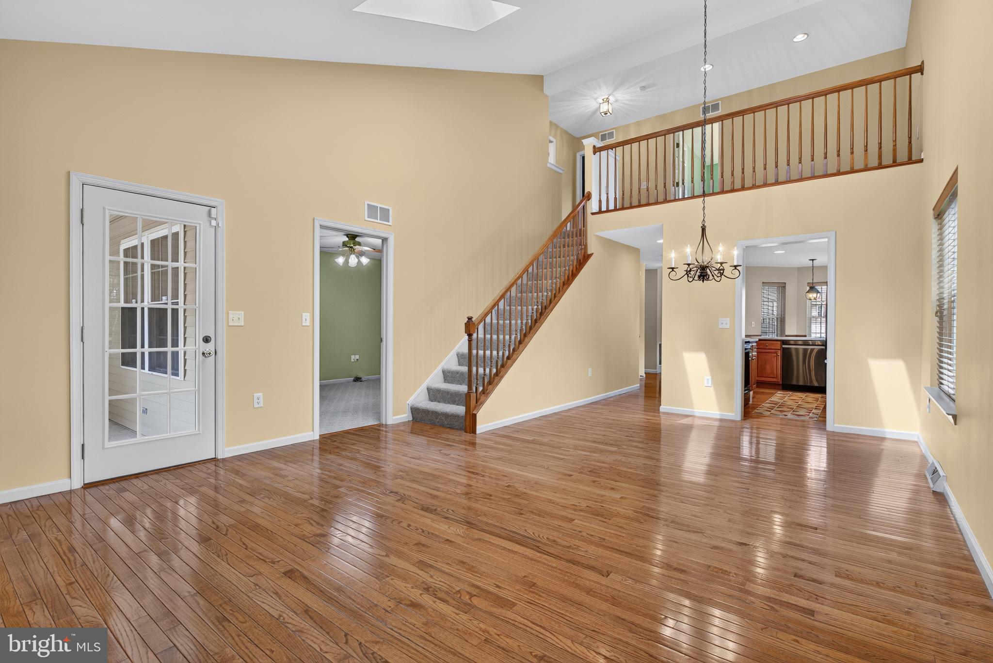 THE OAKS - Residential