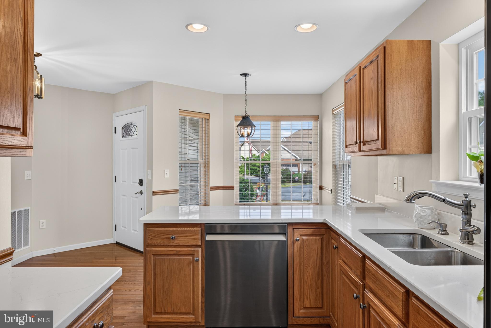 THE OAKS - Residential
