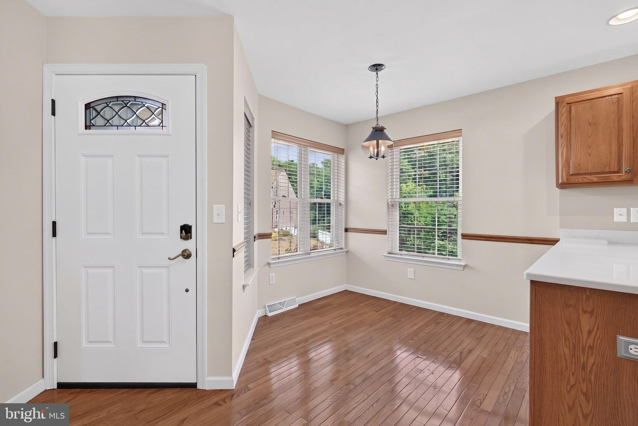 THE OAKS - Residential