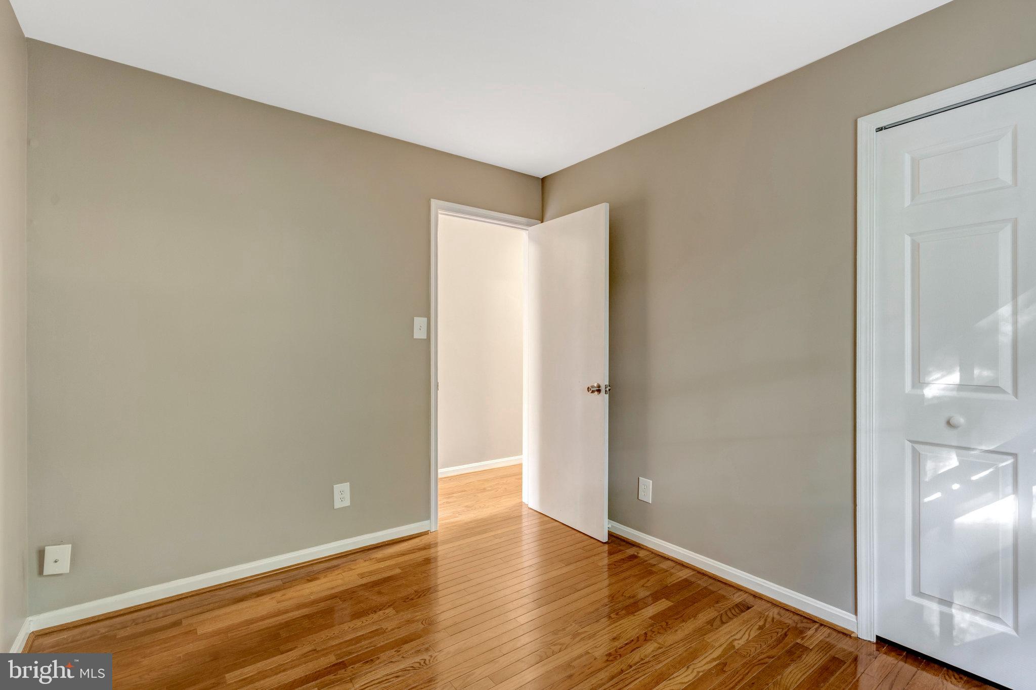 WOODLYNNE COMMUNITY - Residential