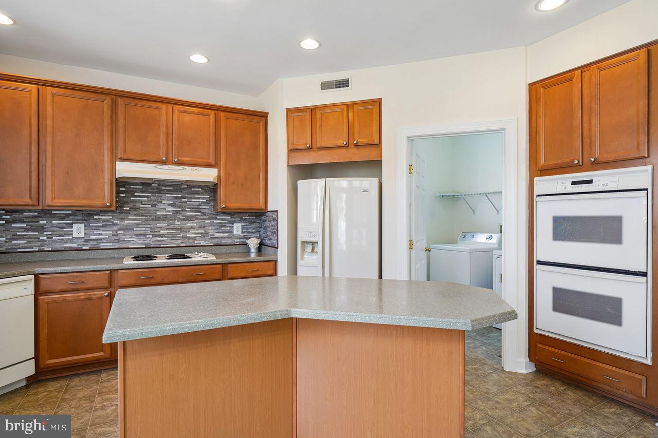 CANNERY VILLAGE - Residential