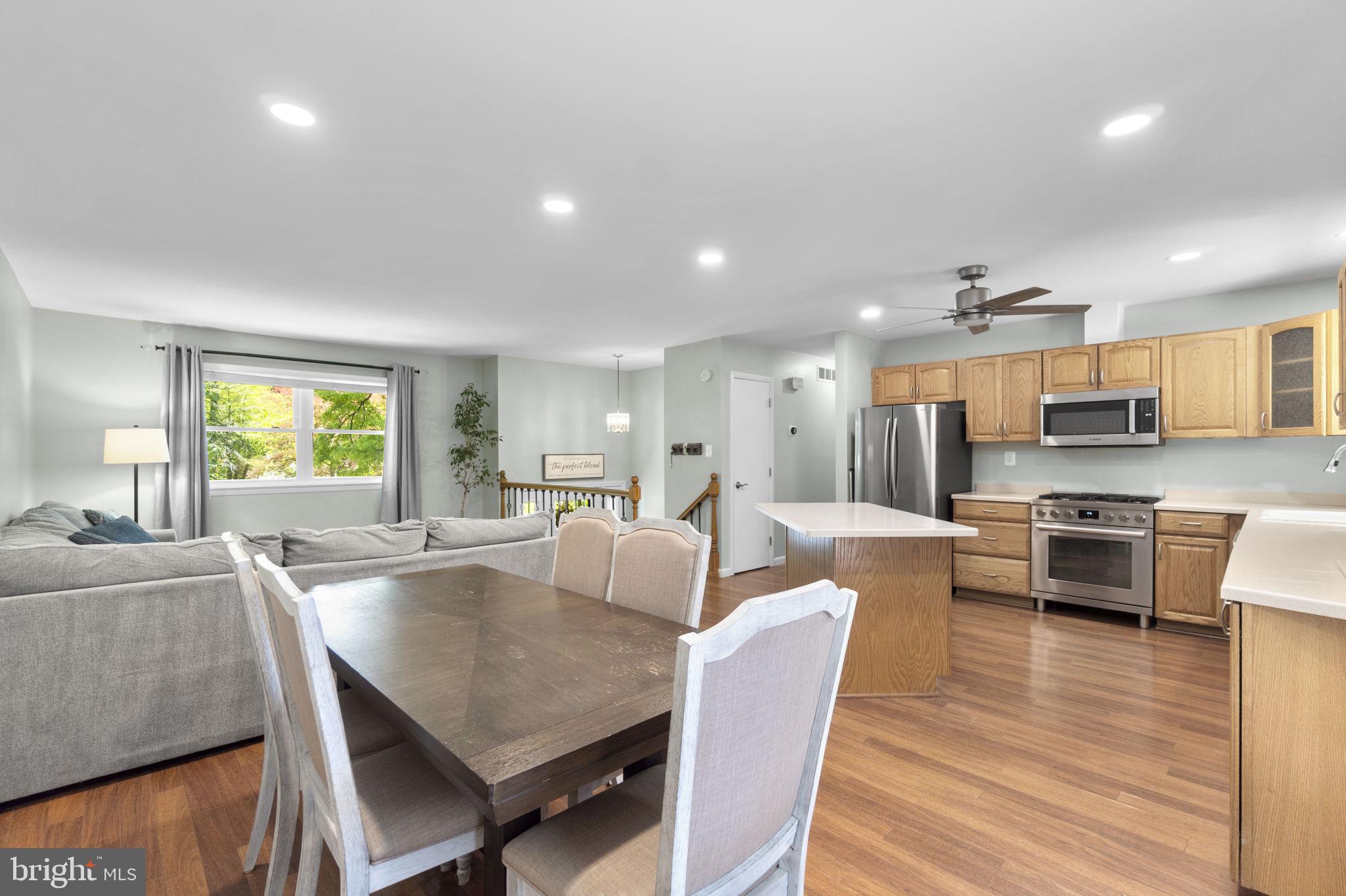 CARROLL SQUARE - Residential