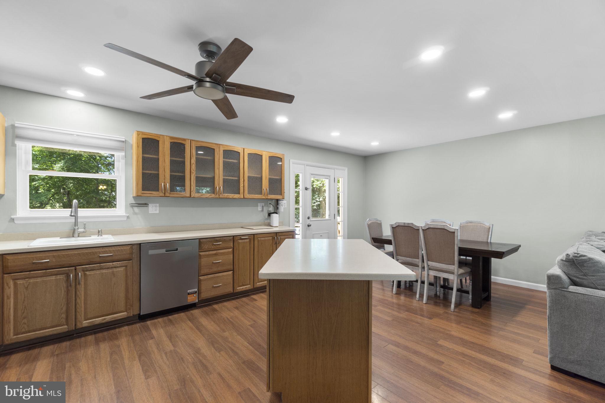 CARROLL SQUARE - Residential