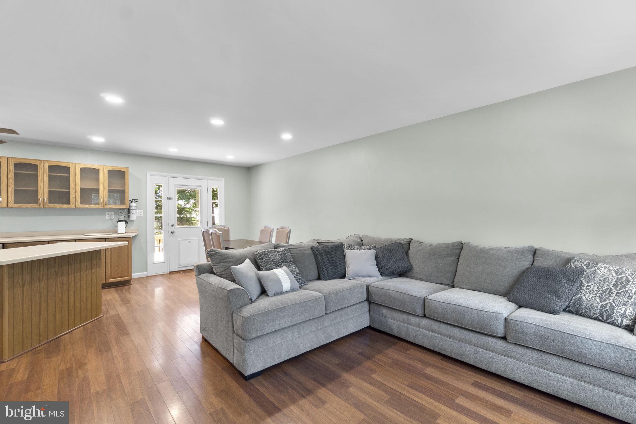 CARROLL SQUARE - Residential