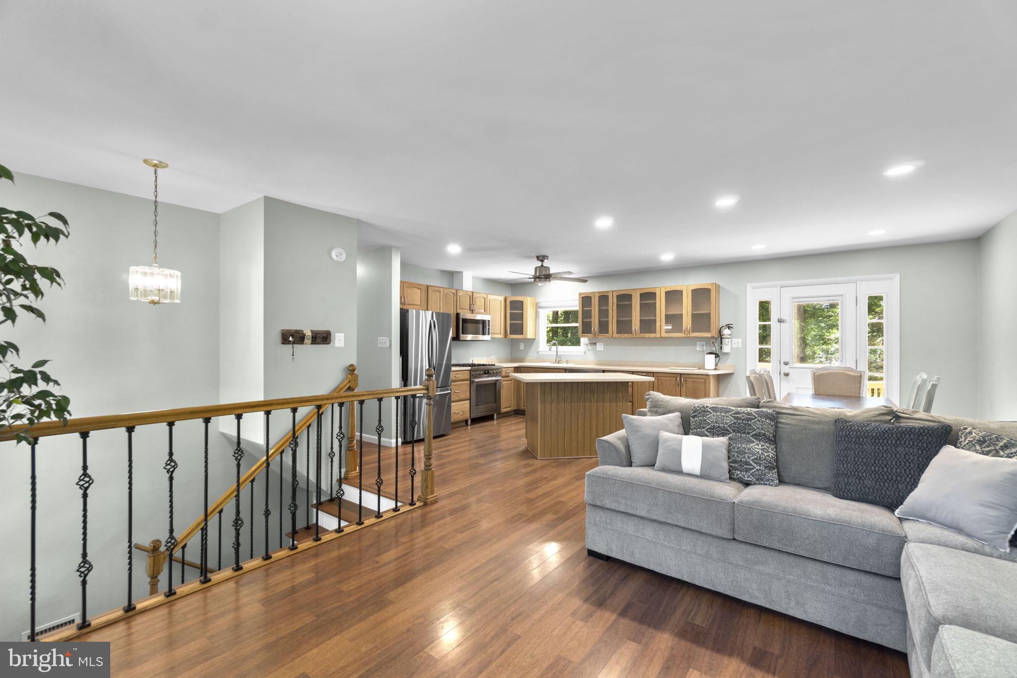 CARROLL SQUARE - Residential