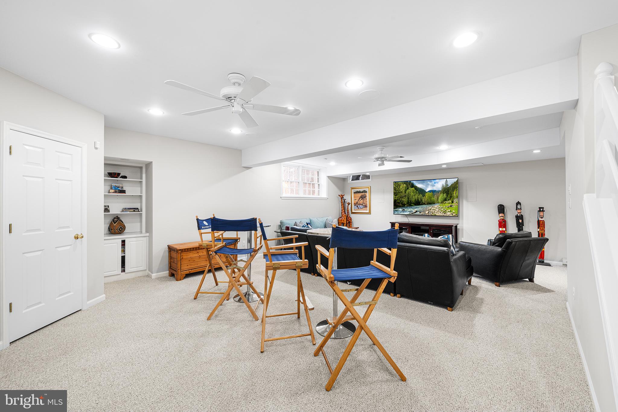 WHITEHORSE - Residential