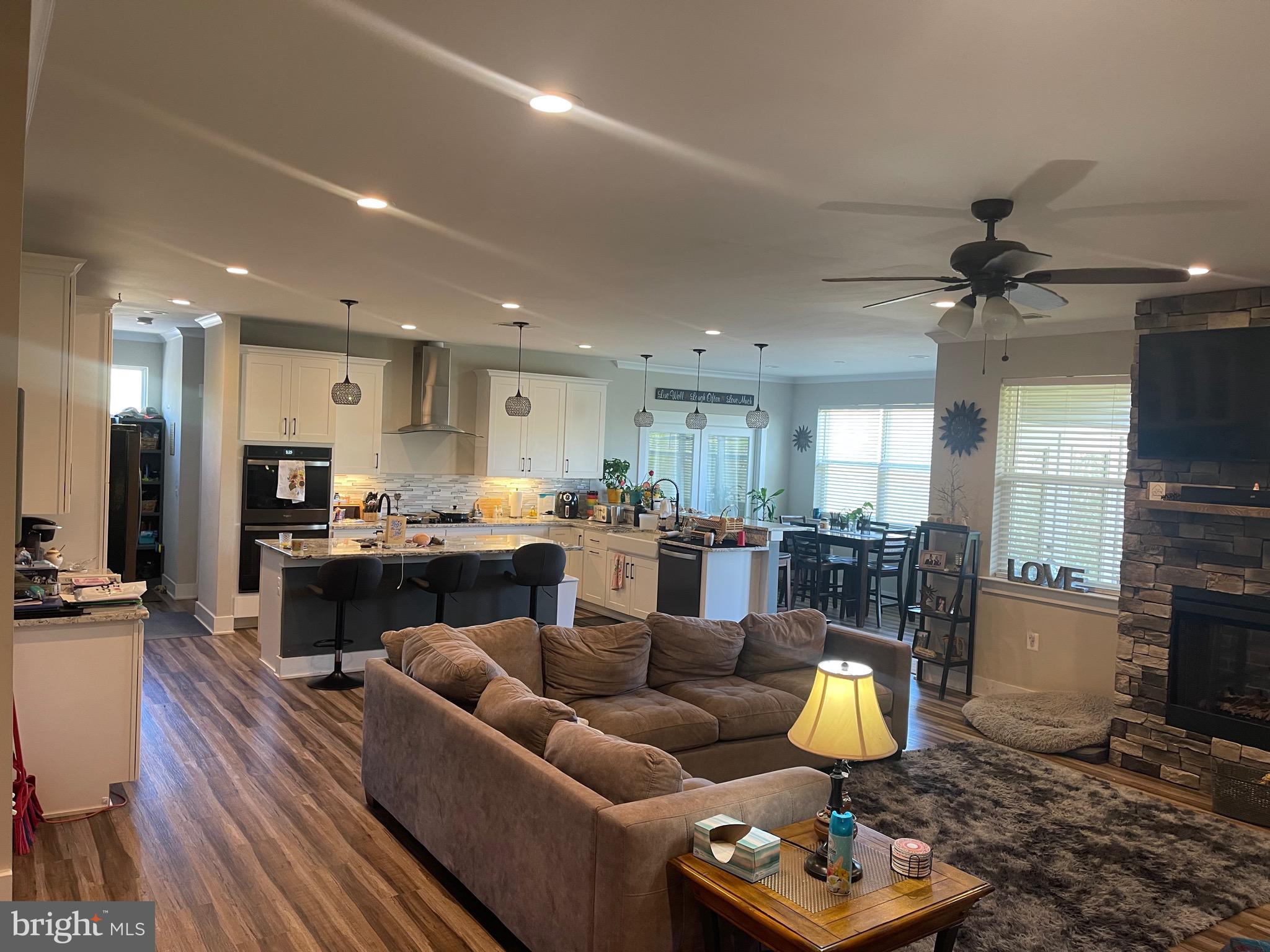QUAIL HILL - Residential
