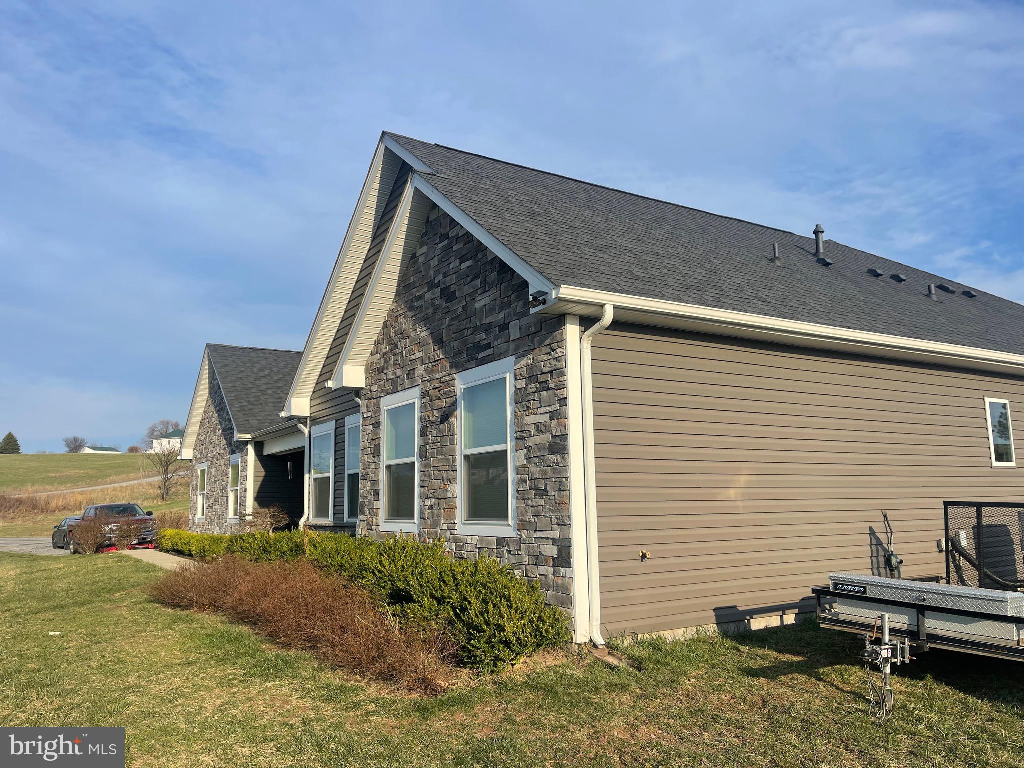 QUAIL HILL - Residential