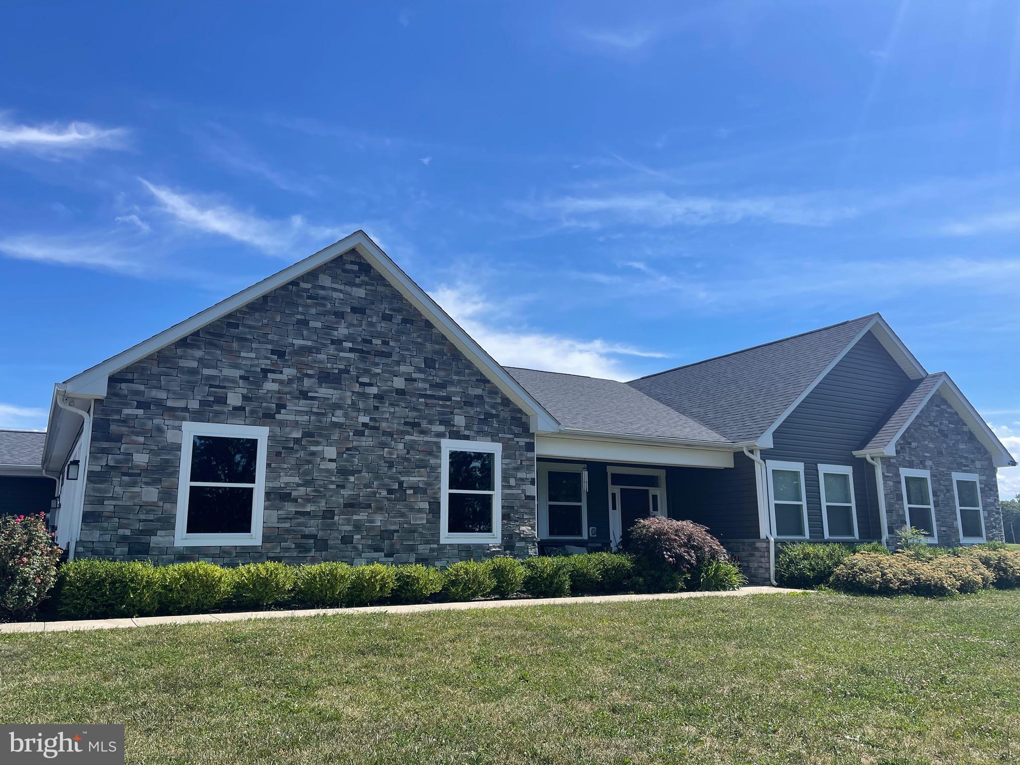 QUAIL HILL - Residential