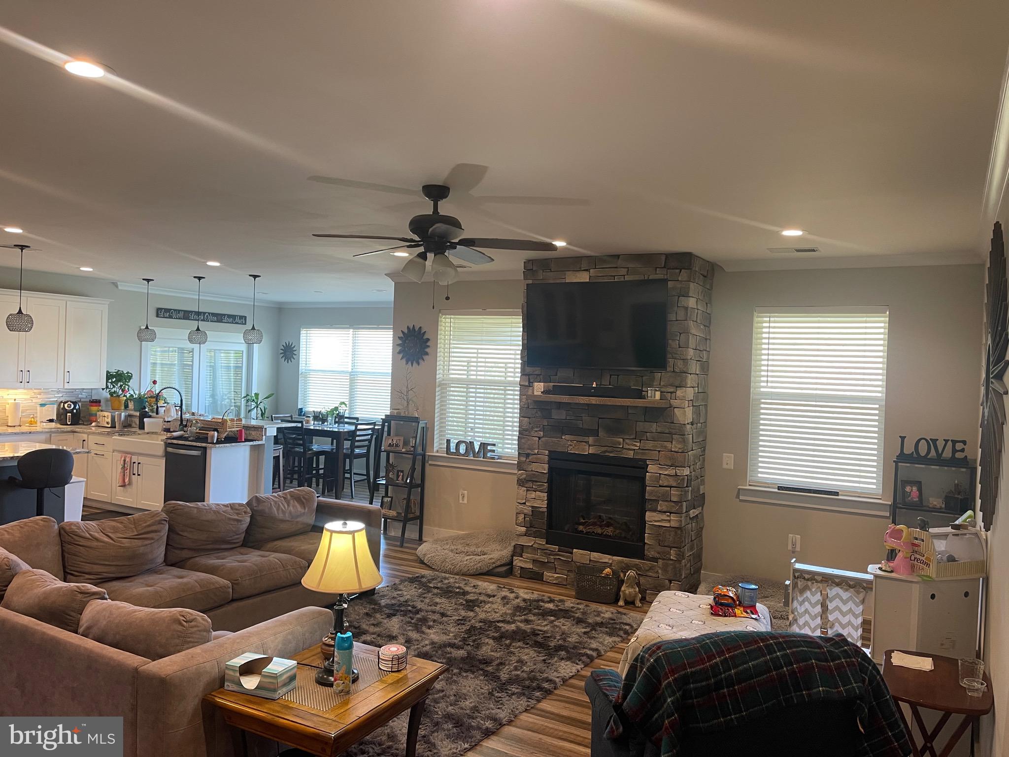 QUAIL HILL - Residential