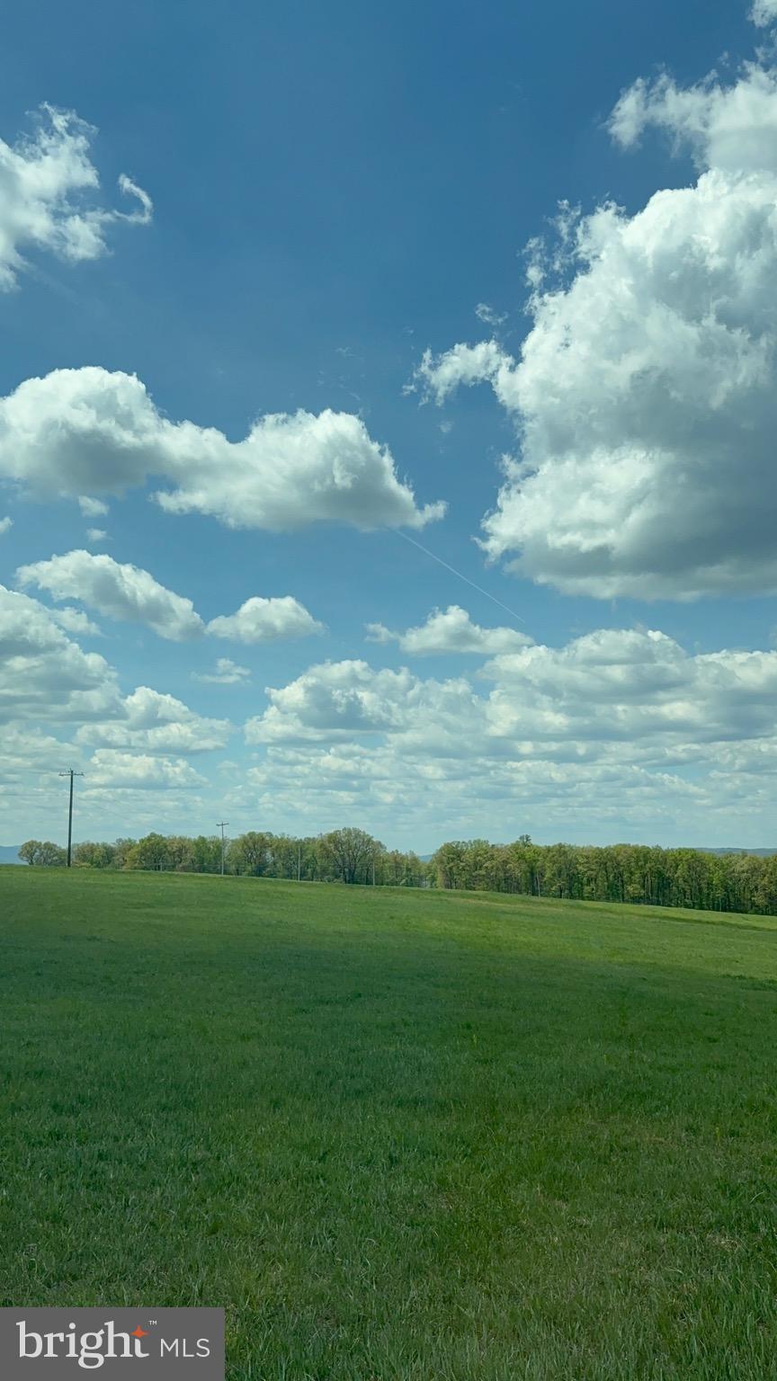 QUAIL HILL - Residential
