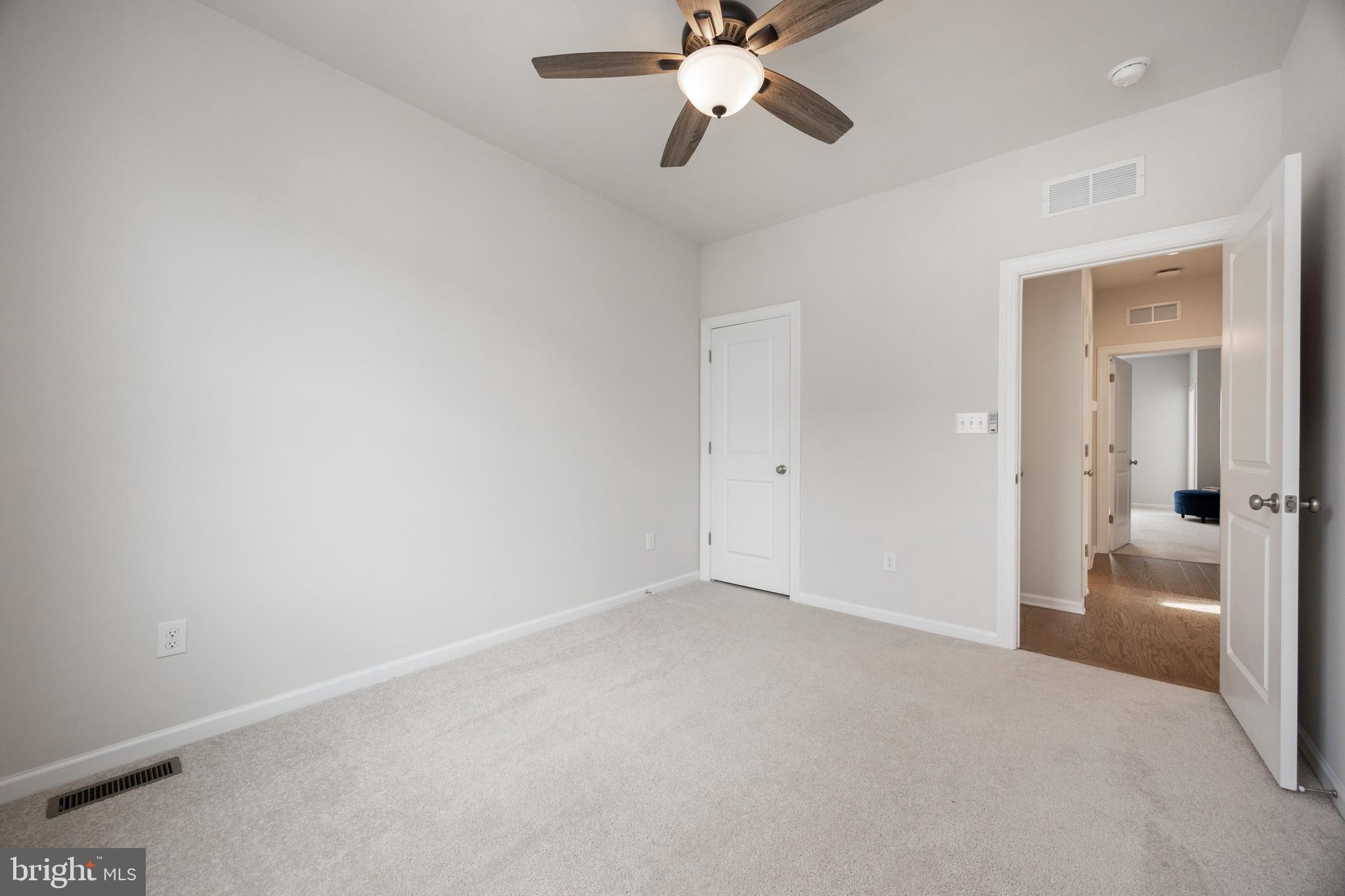 STEELPOINTE - Residential Lease