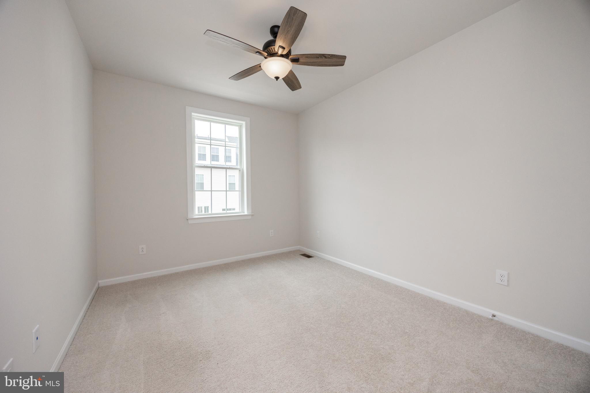 STEELPOINTE - Residential Lease
