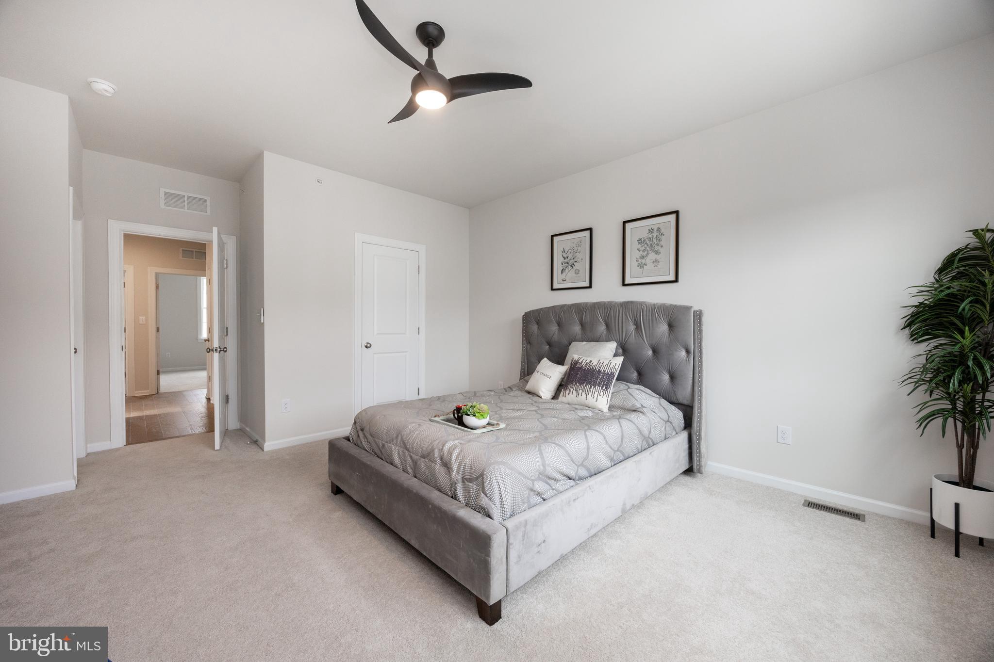 STEELPOINTE - Residential Lease