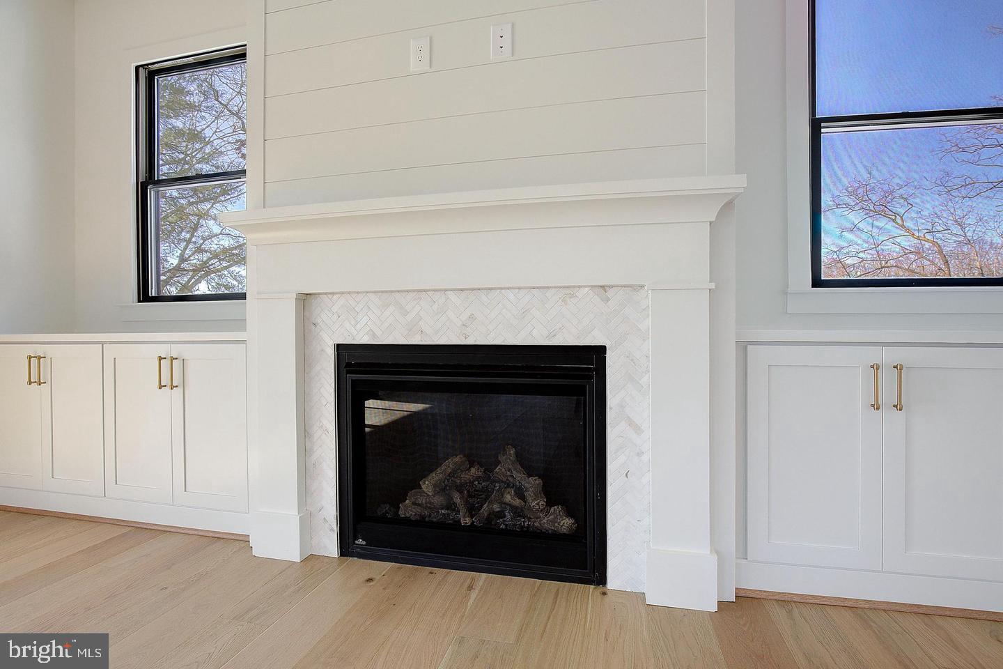 SELBY ON THE BAY - Residential