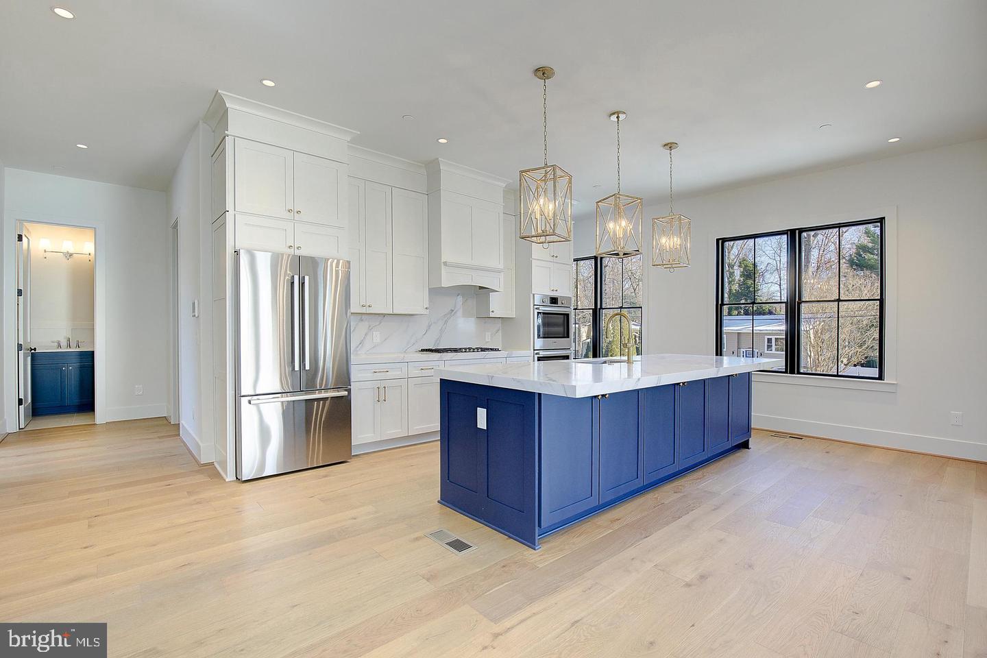 SELBY ON THE BAY - Residential