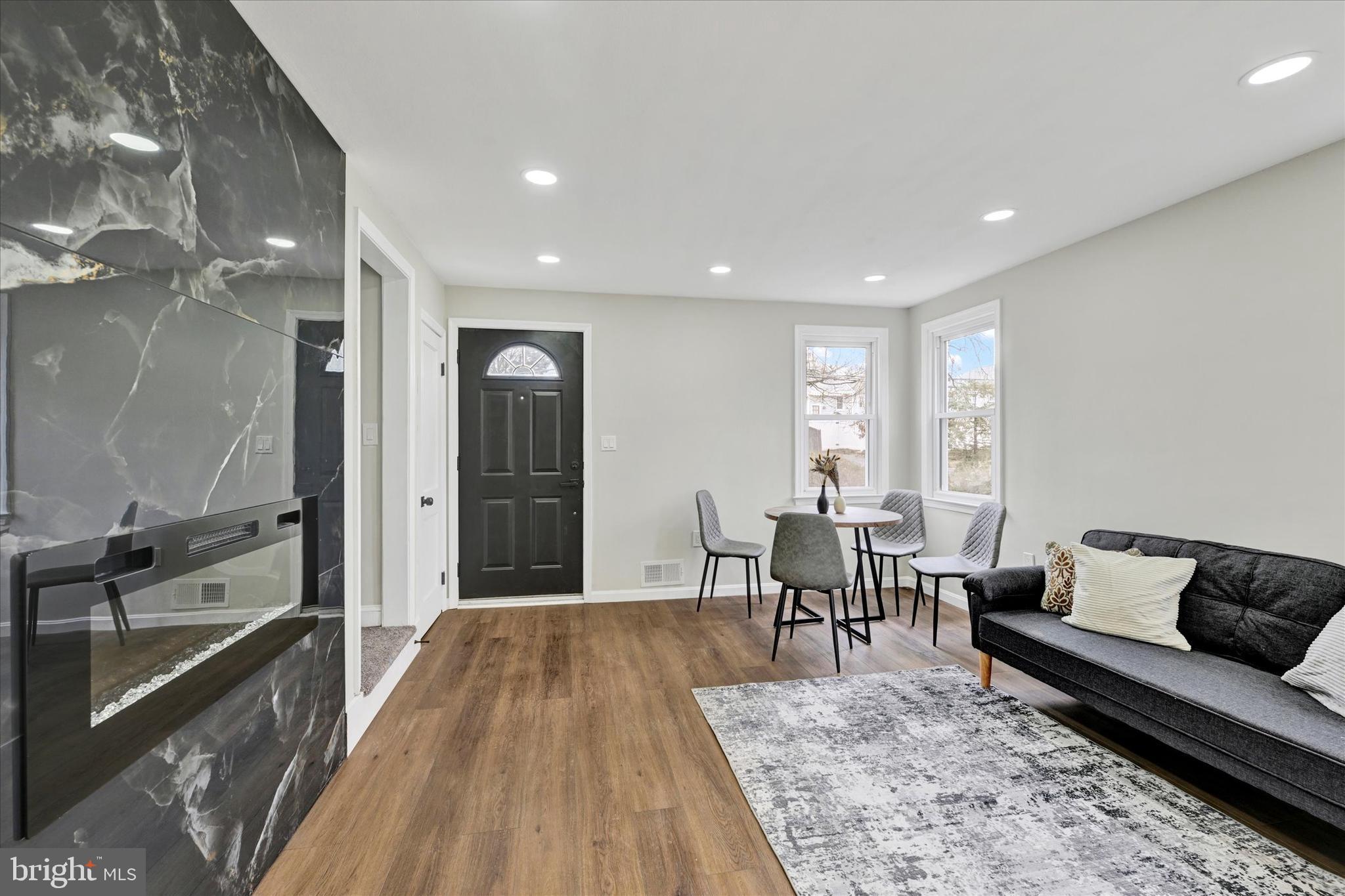 PARKVILLE - Residential