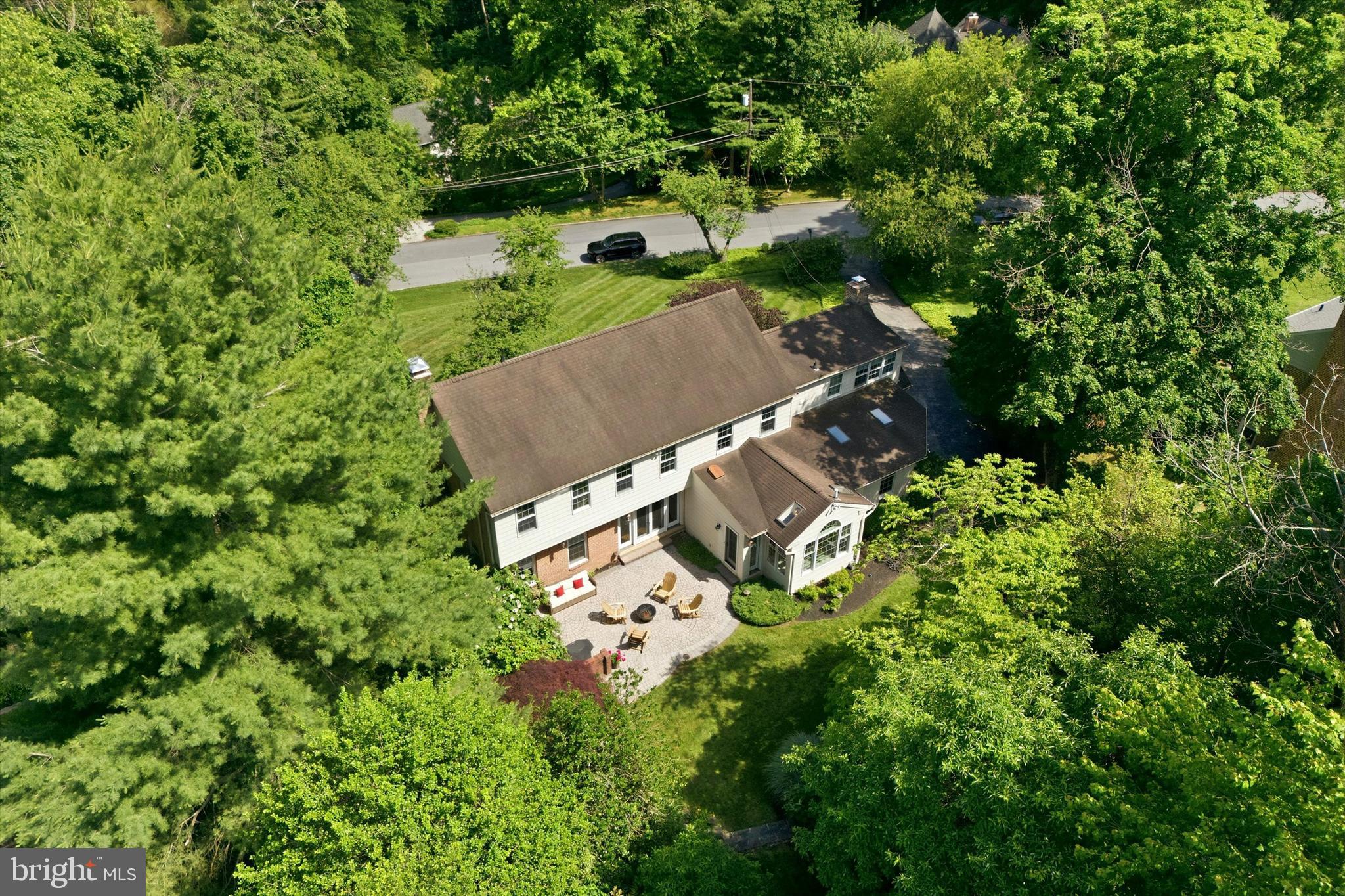 GLADWYNE - Residential