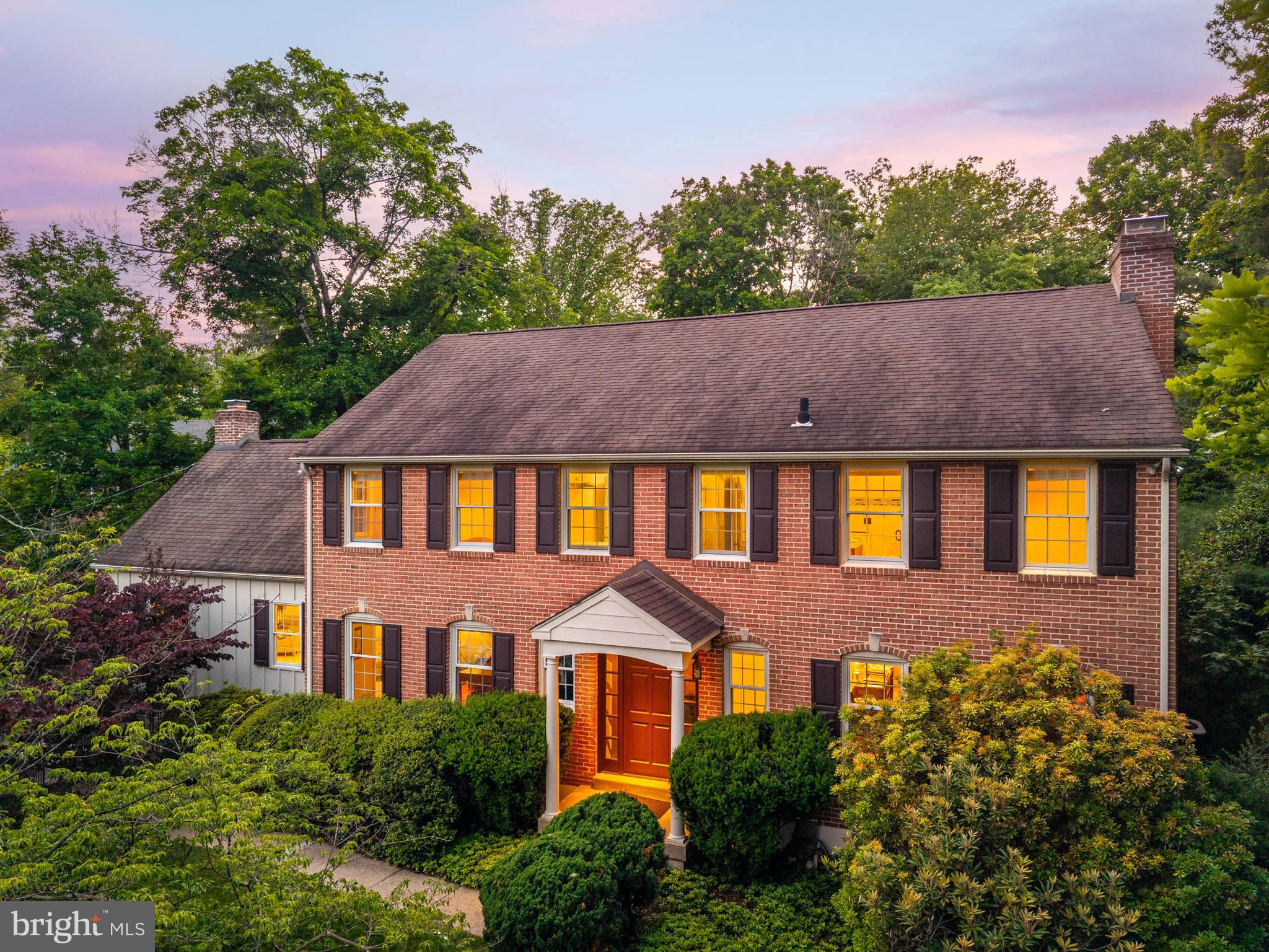GLADWYNE - Residential