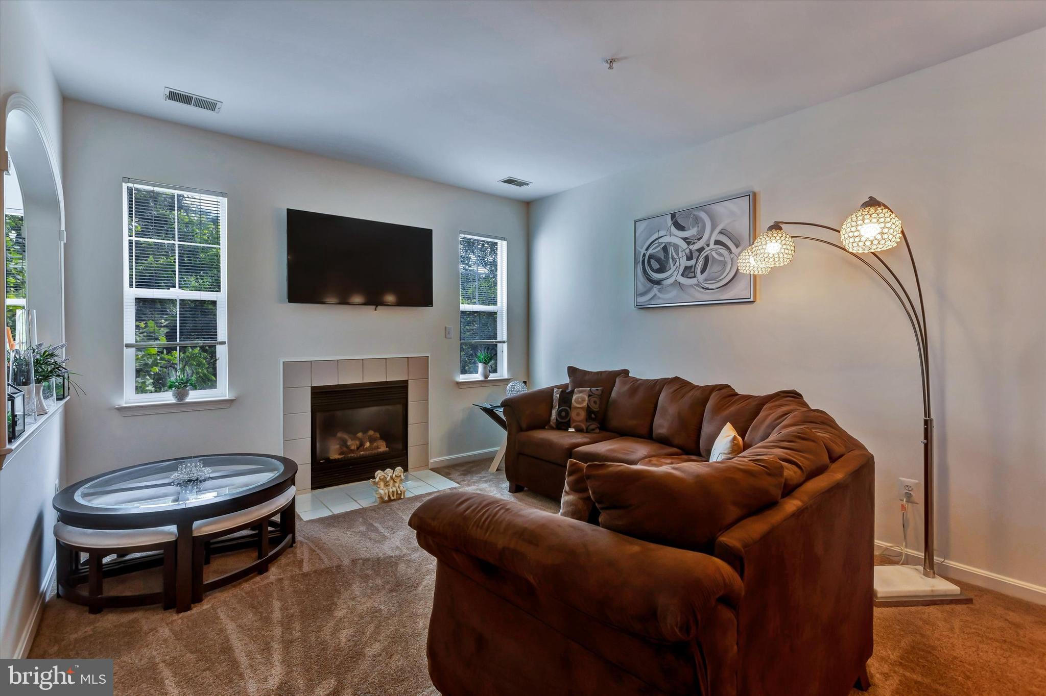 HOLLINGTON - Residential