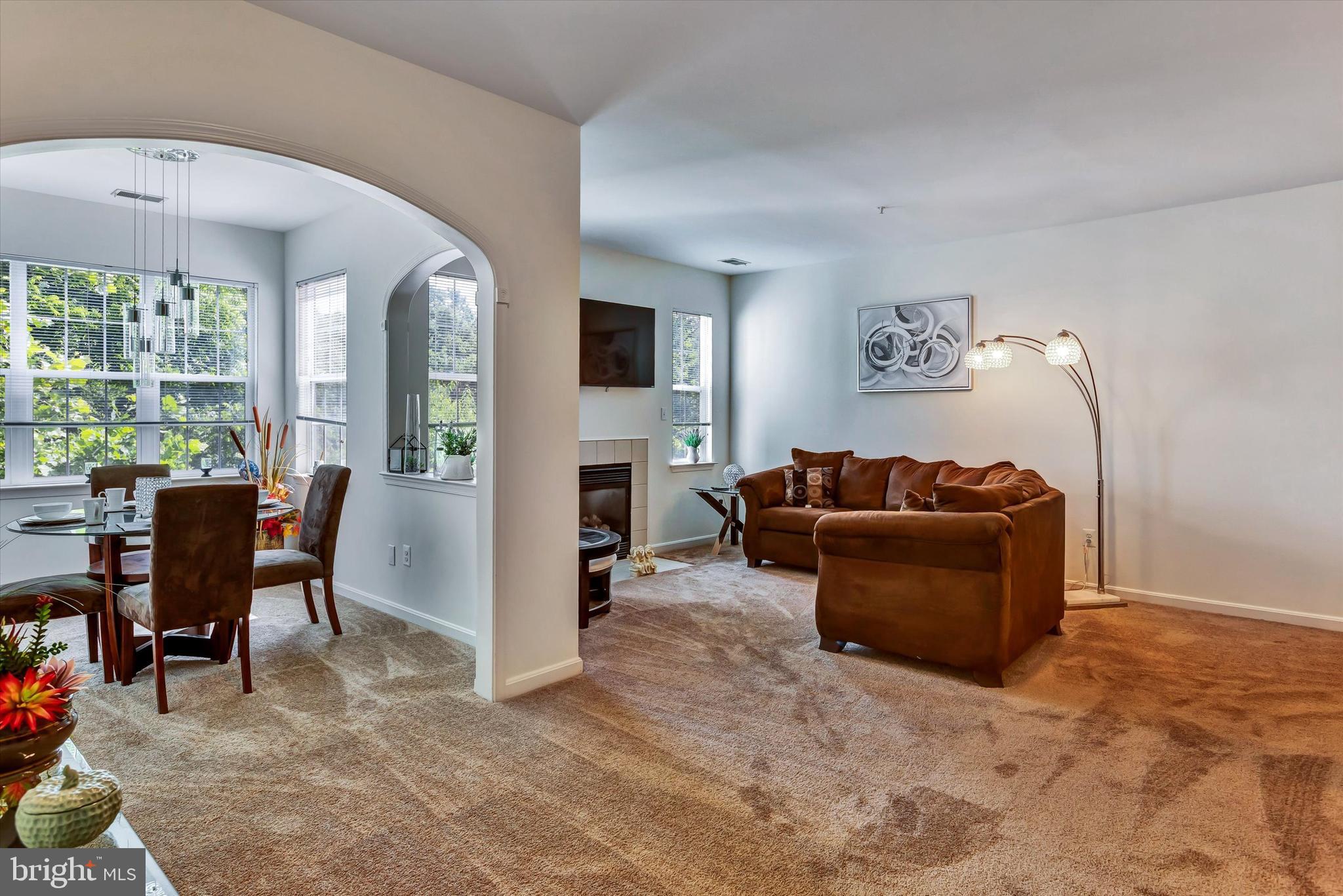 HOLLINGTON - Residential