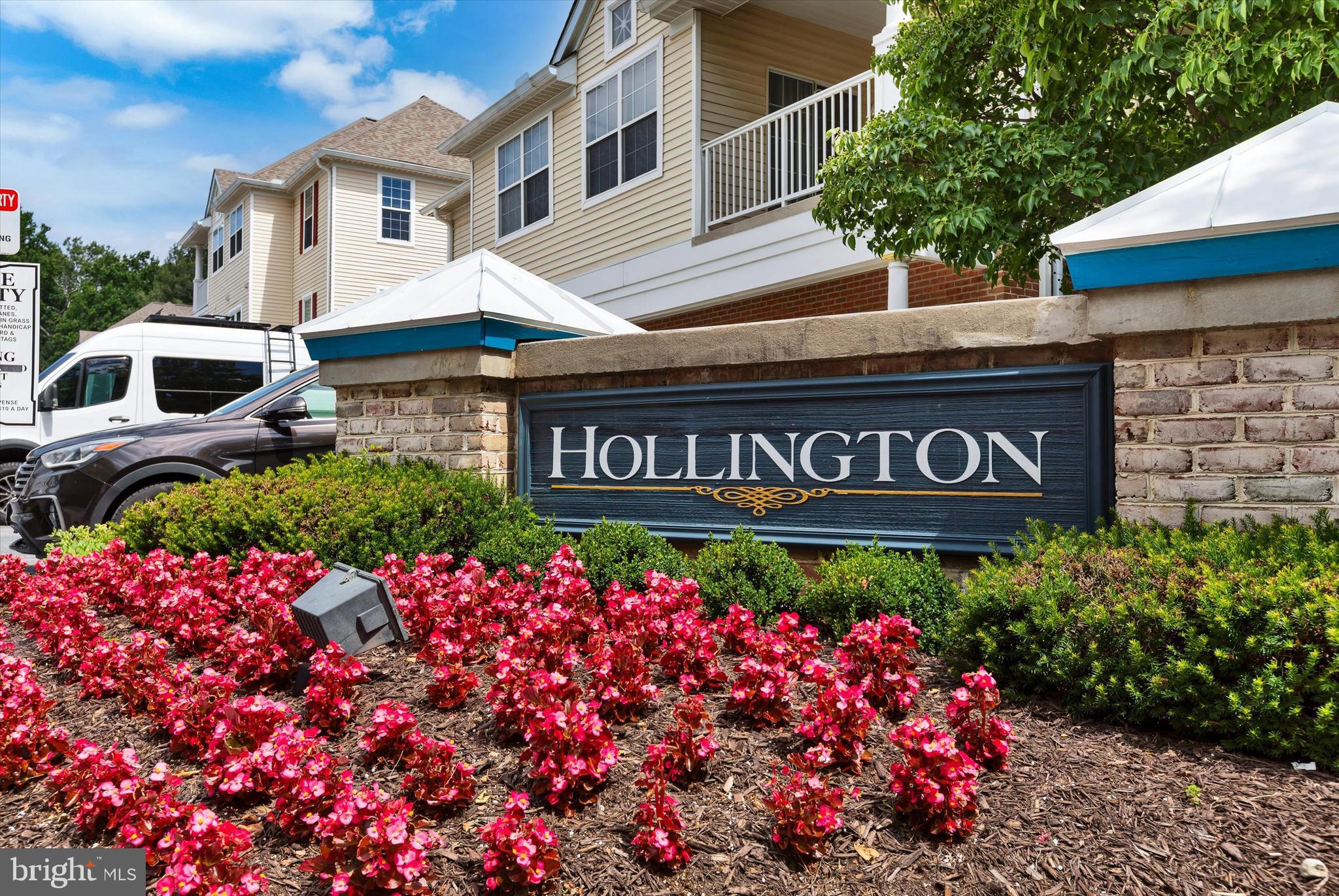 HOLLINGTON - Residential