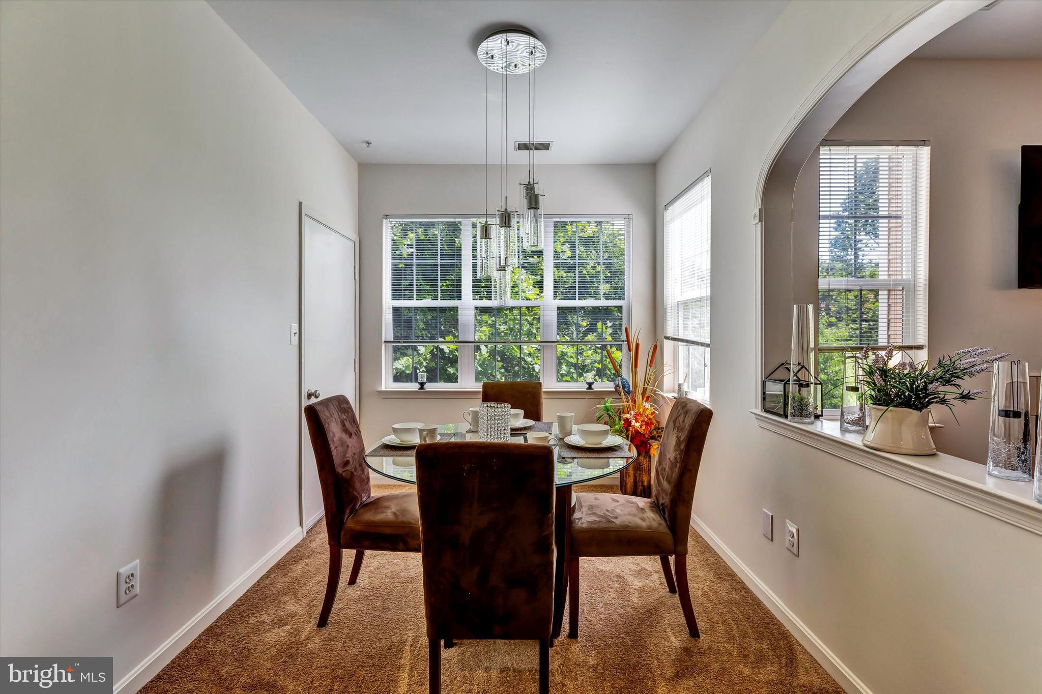 HOLLINGTON - Residential