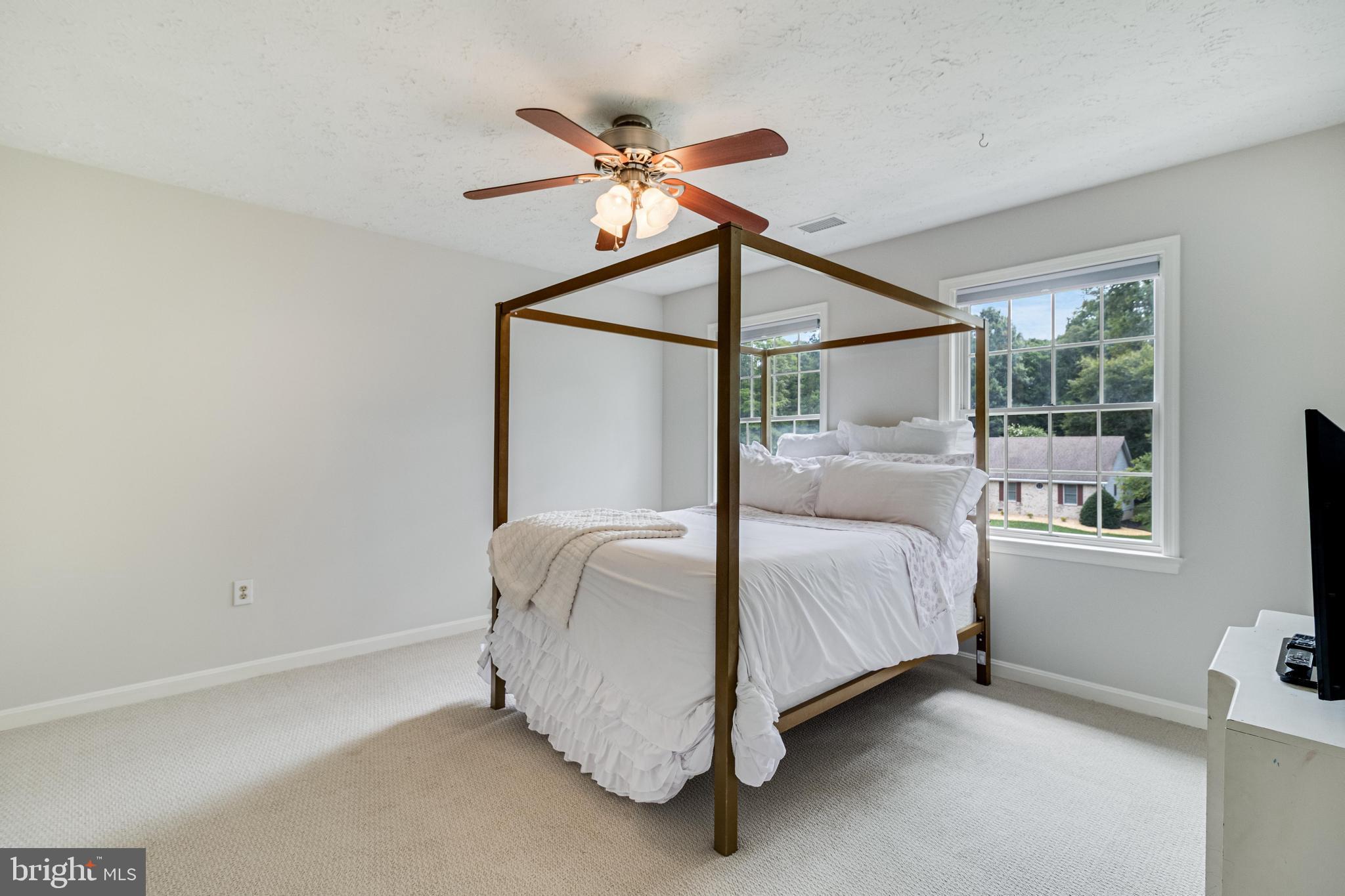 VALLEY VIEW - Residential
