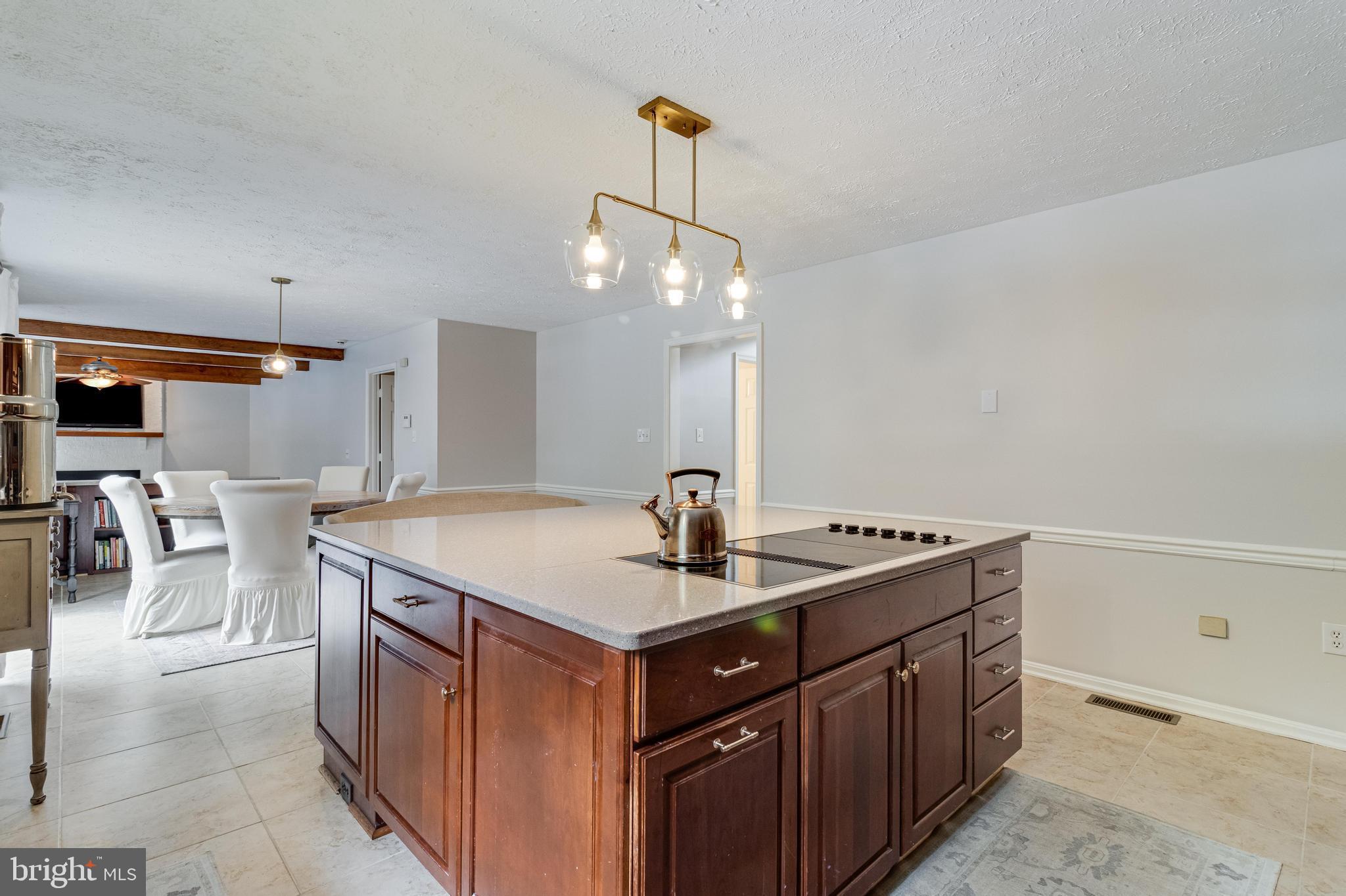 VALLEY VIEW - Residential