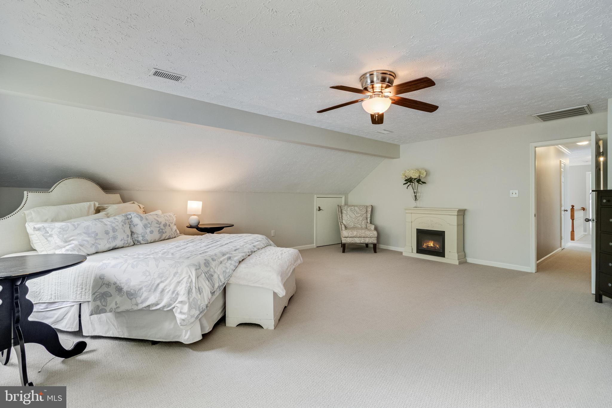 VALLEY VIEW - Residential