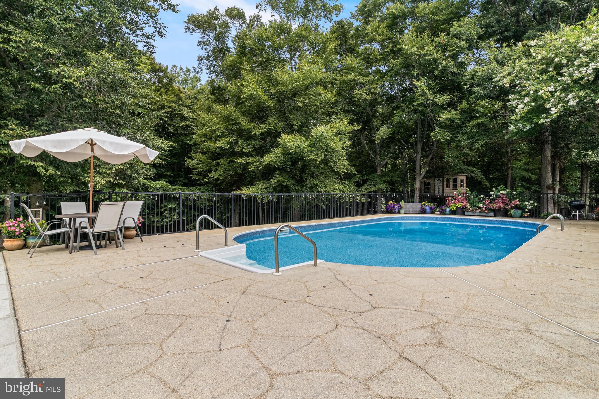 VALLEY VIEW - Residential