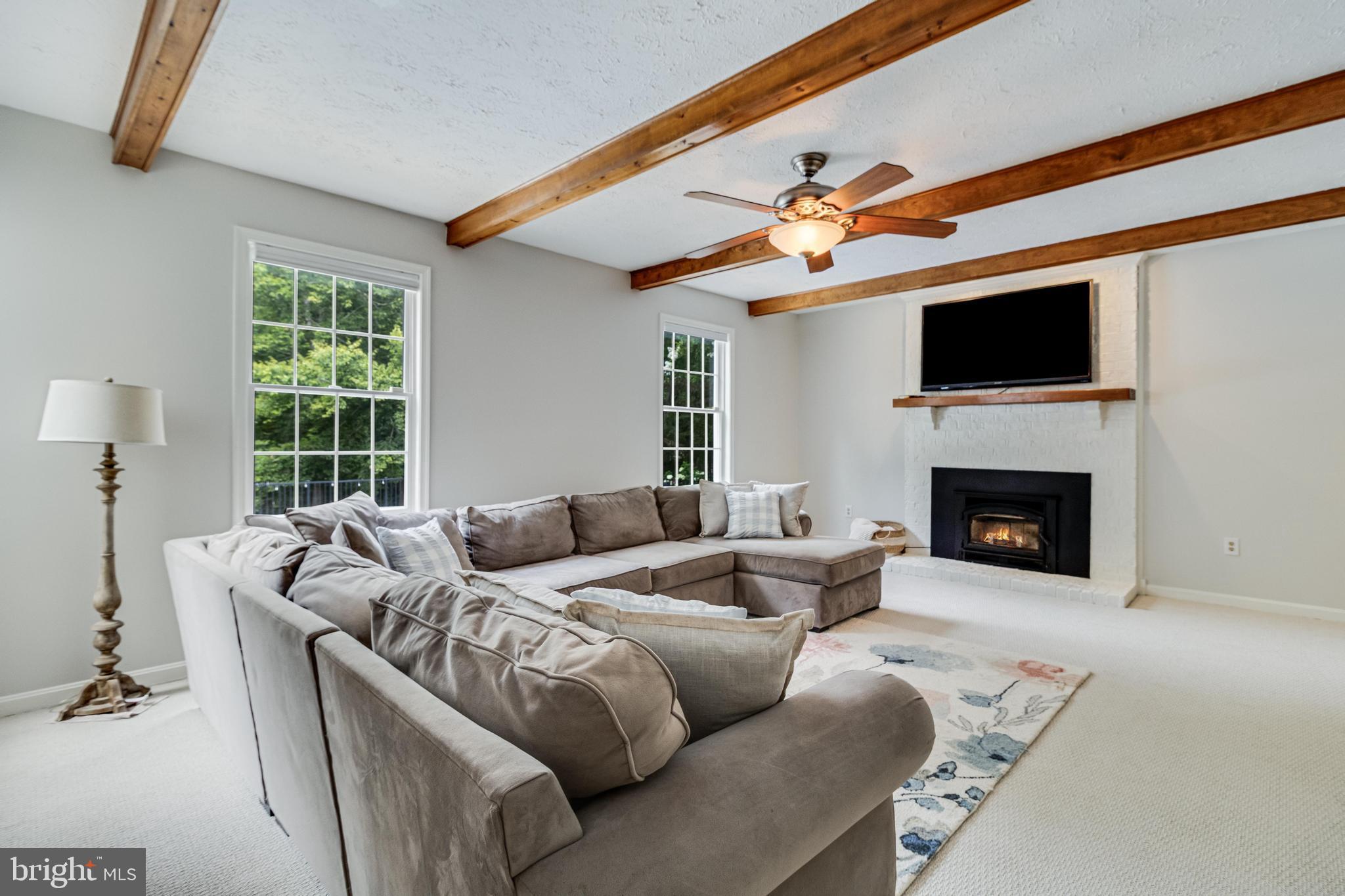 VALLEY VIEW - Residential