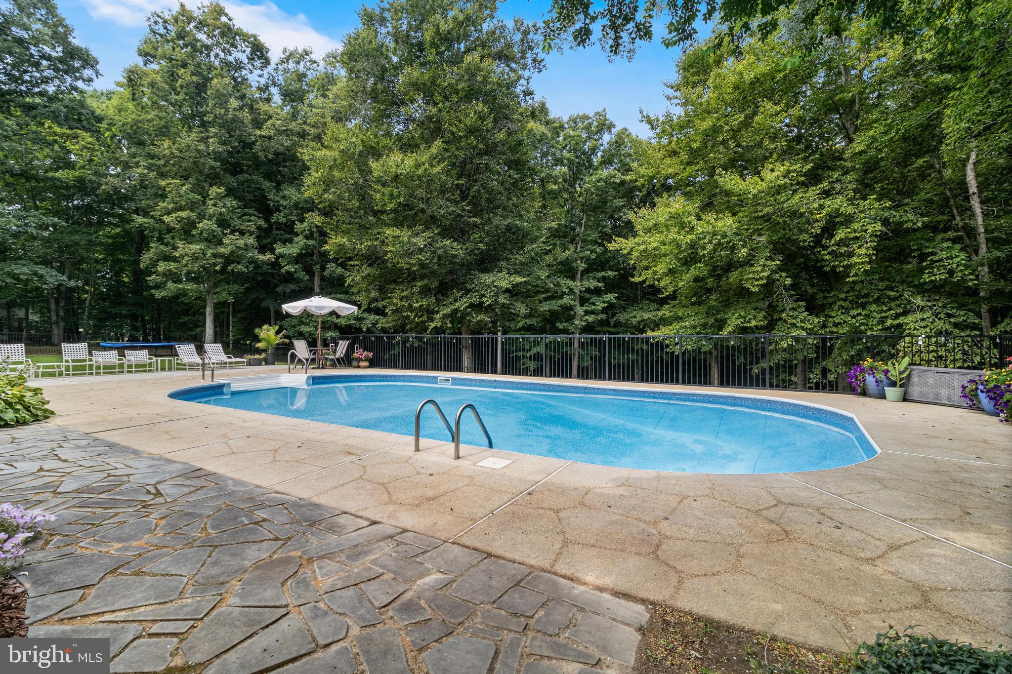 VALLEY VIEW - Residential