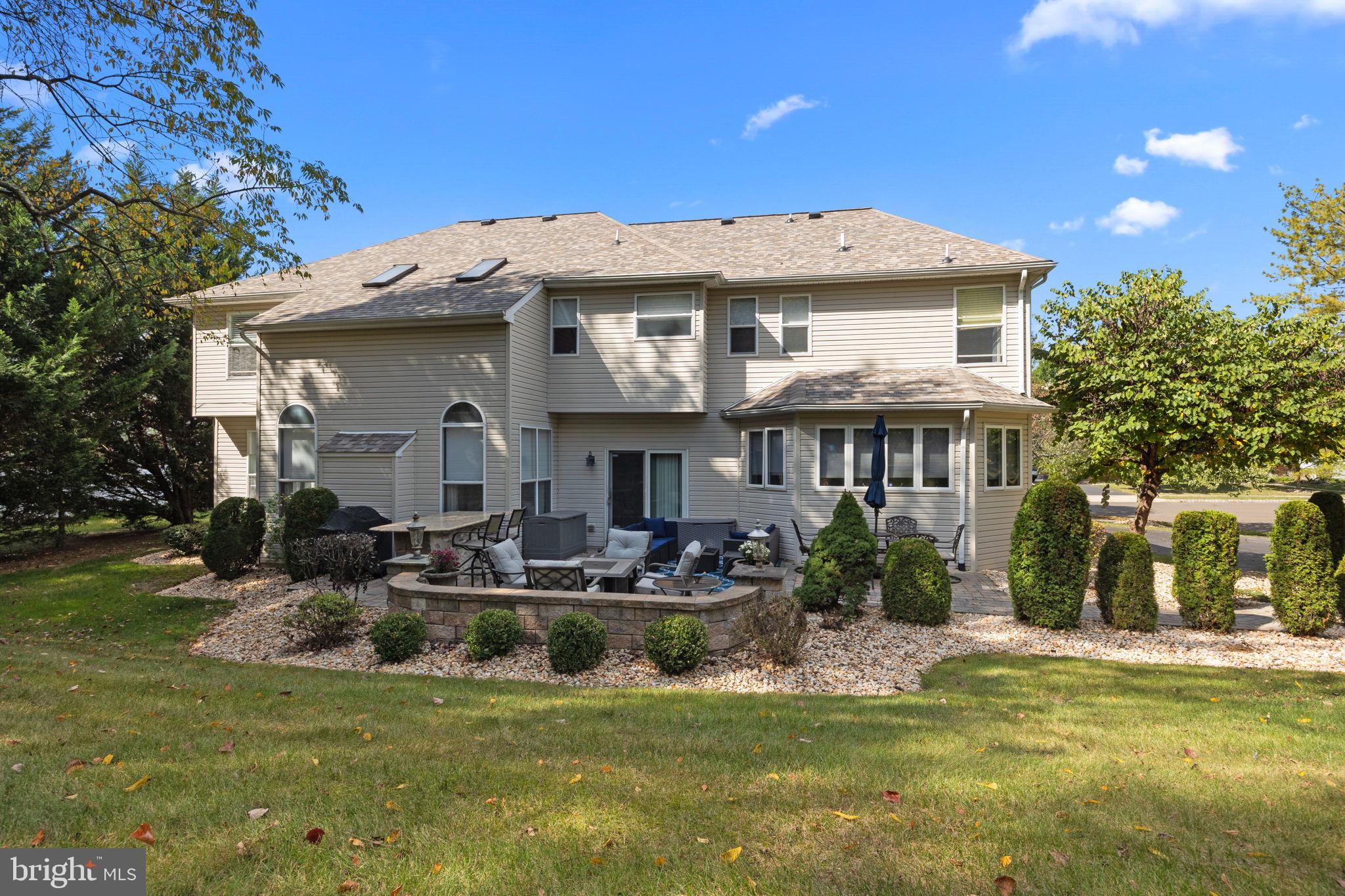 PEAKE FARM - Residential