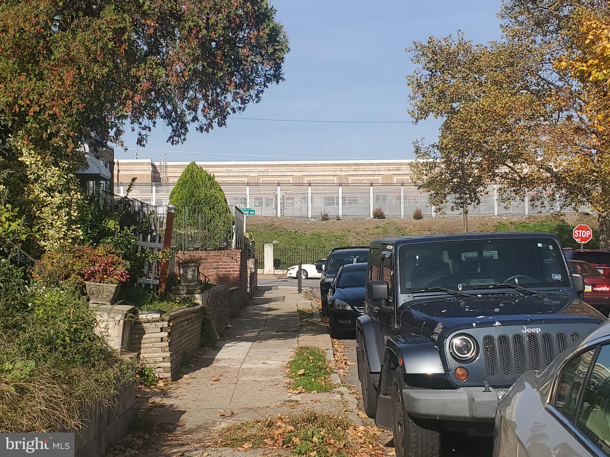 FERN ROCK - Residential