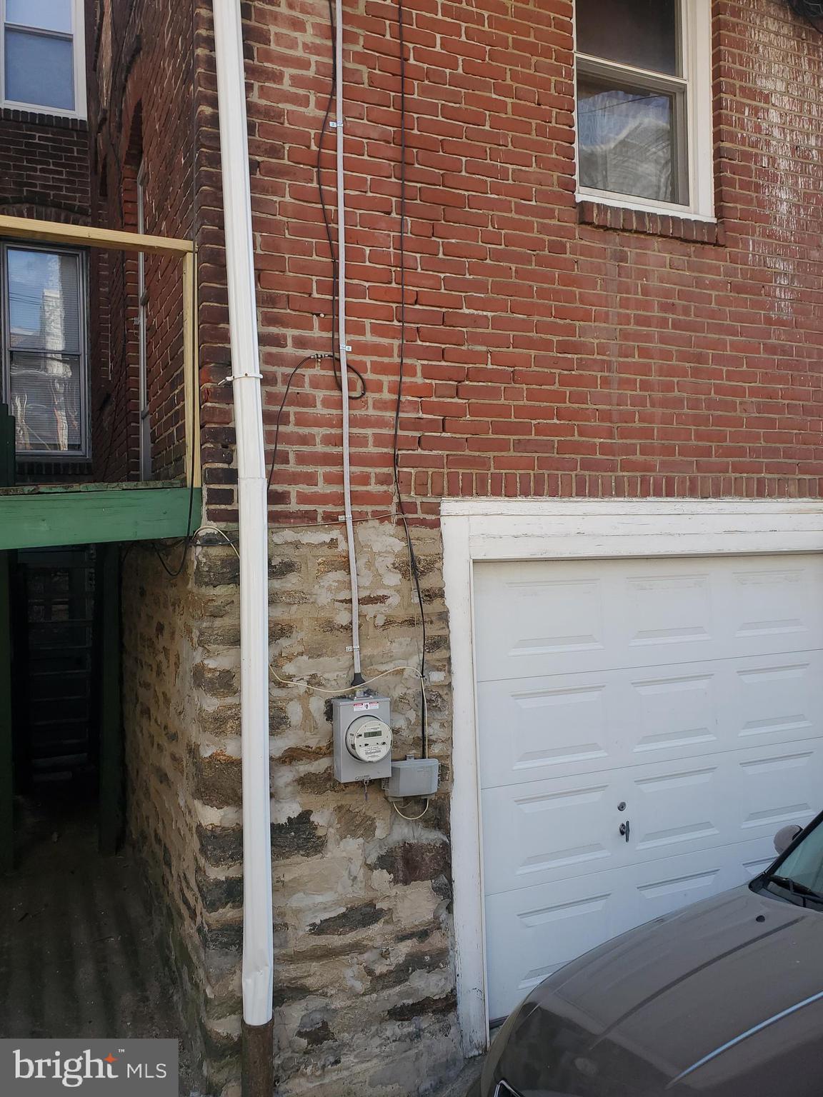 FERN ROCK - Residential