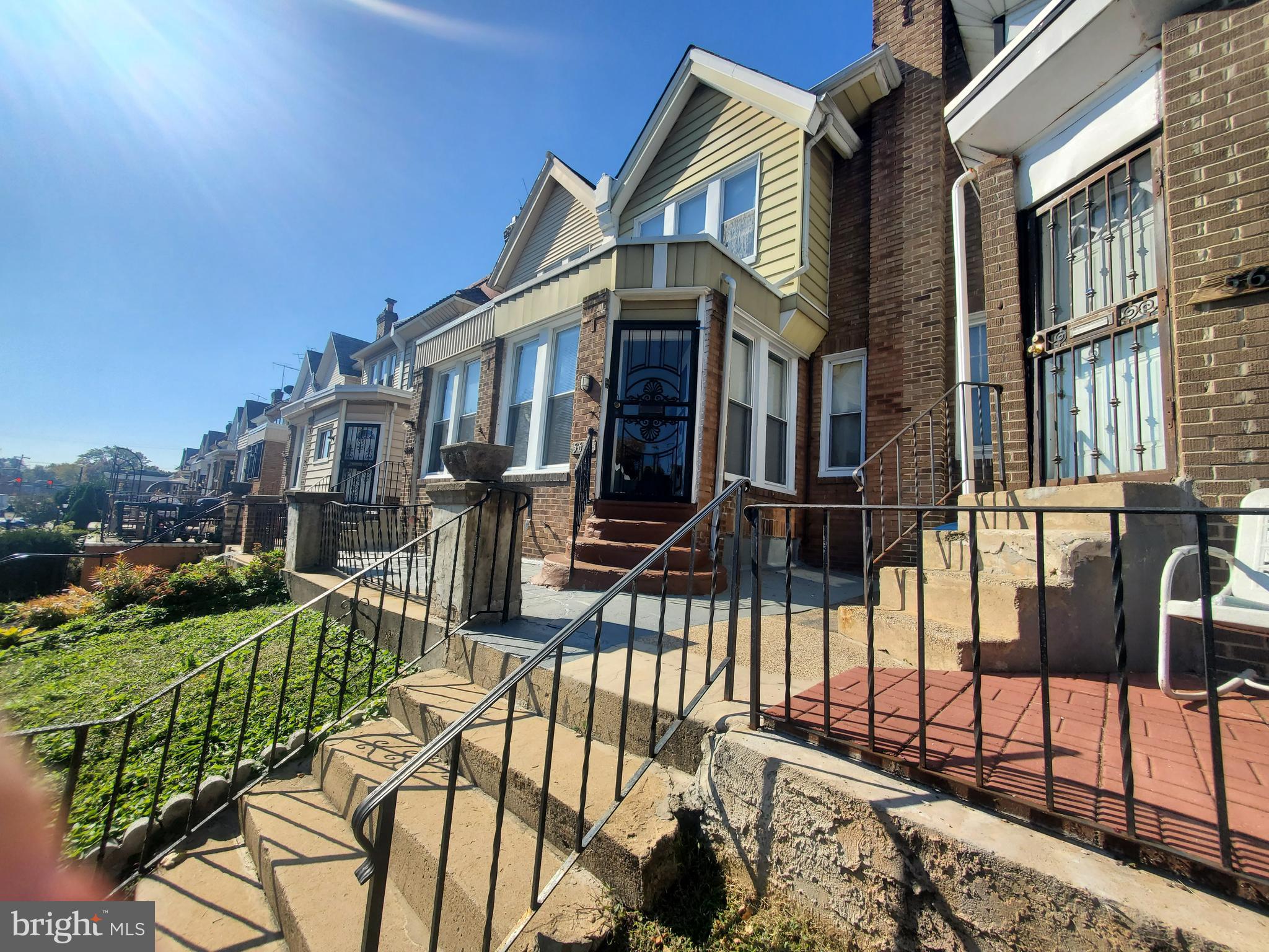 FERN ROCK - Residential