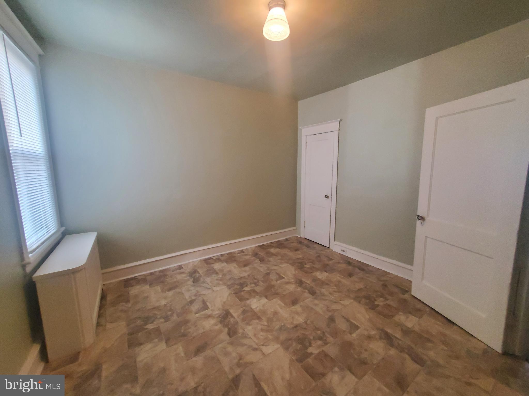FERN ROCK - Residential