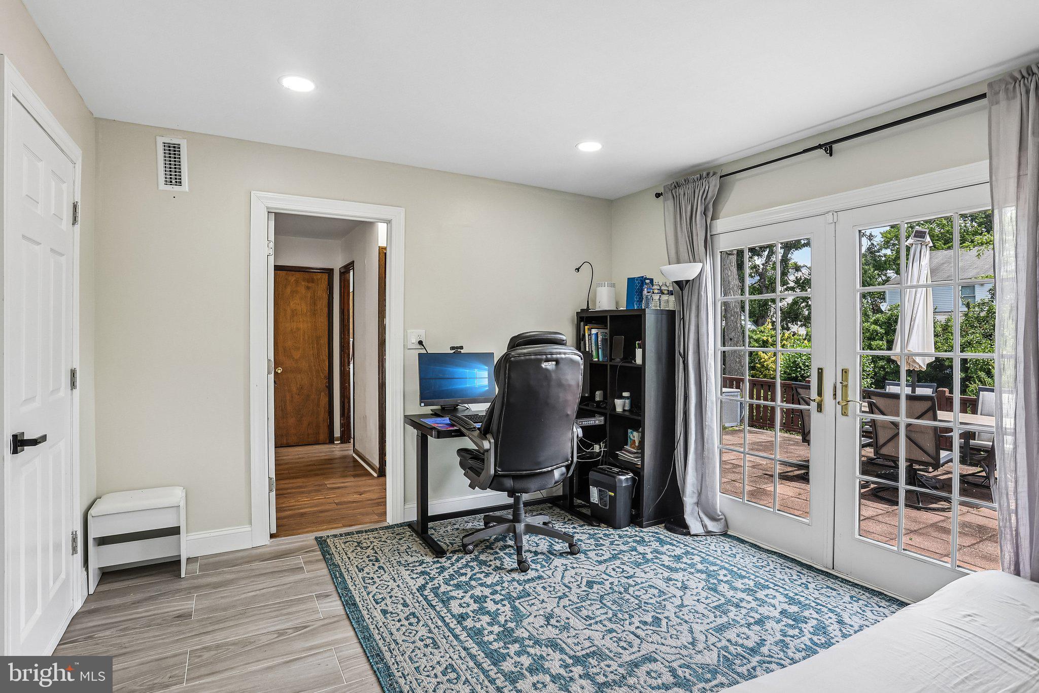 FAIRBRIDGE - Residential