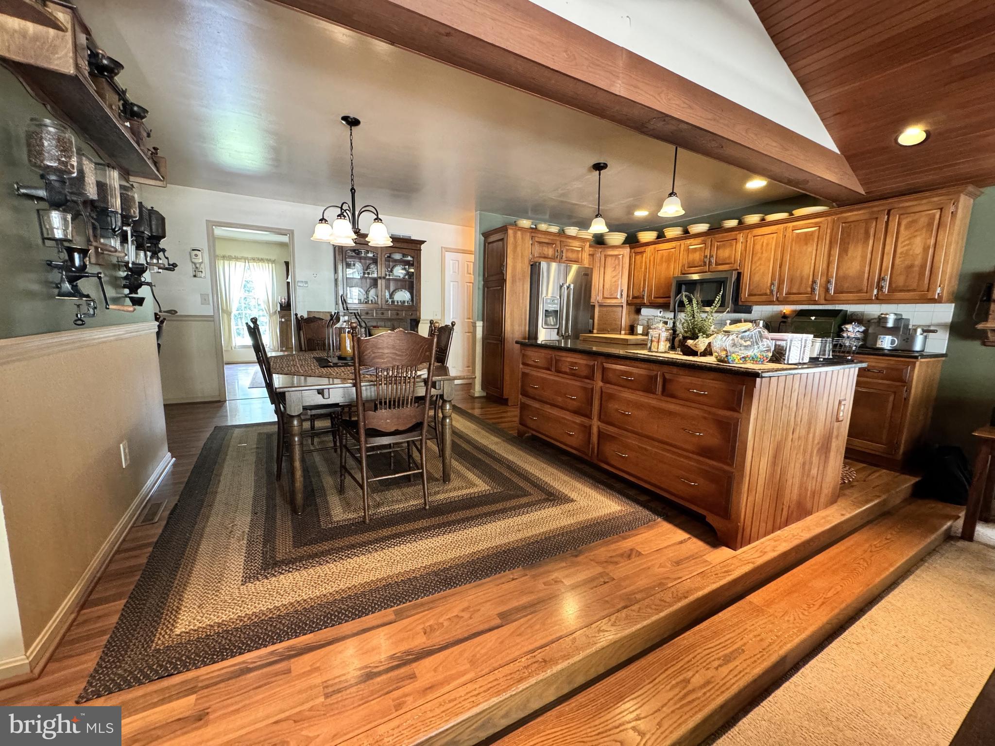 BEACON HILLS - Residential