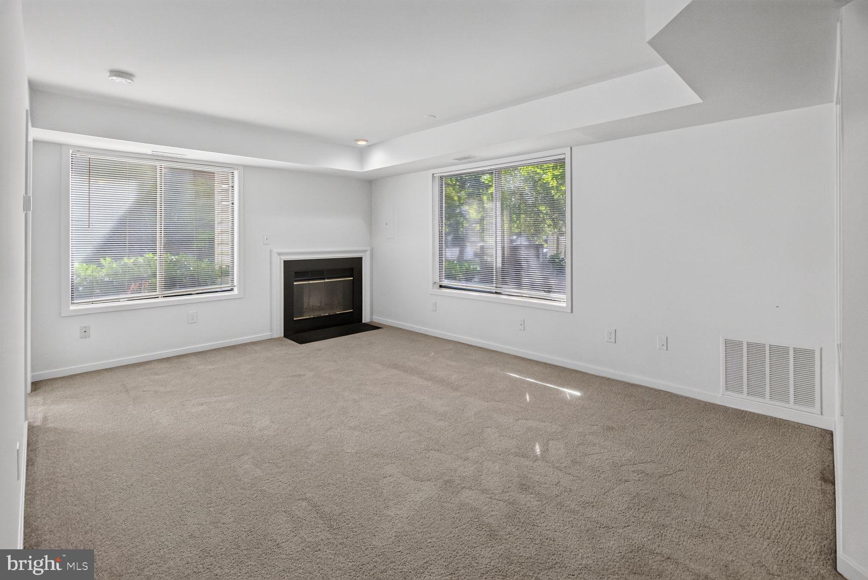 CHRISTOPHER COURT - Residential