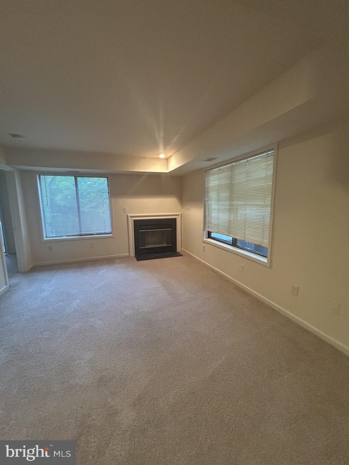 CHRISTOPHER COURT - Residential