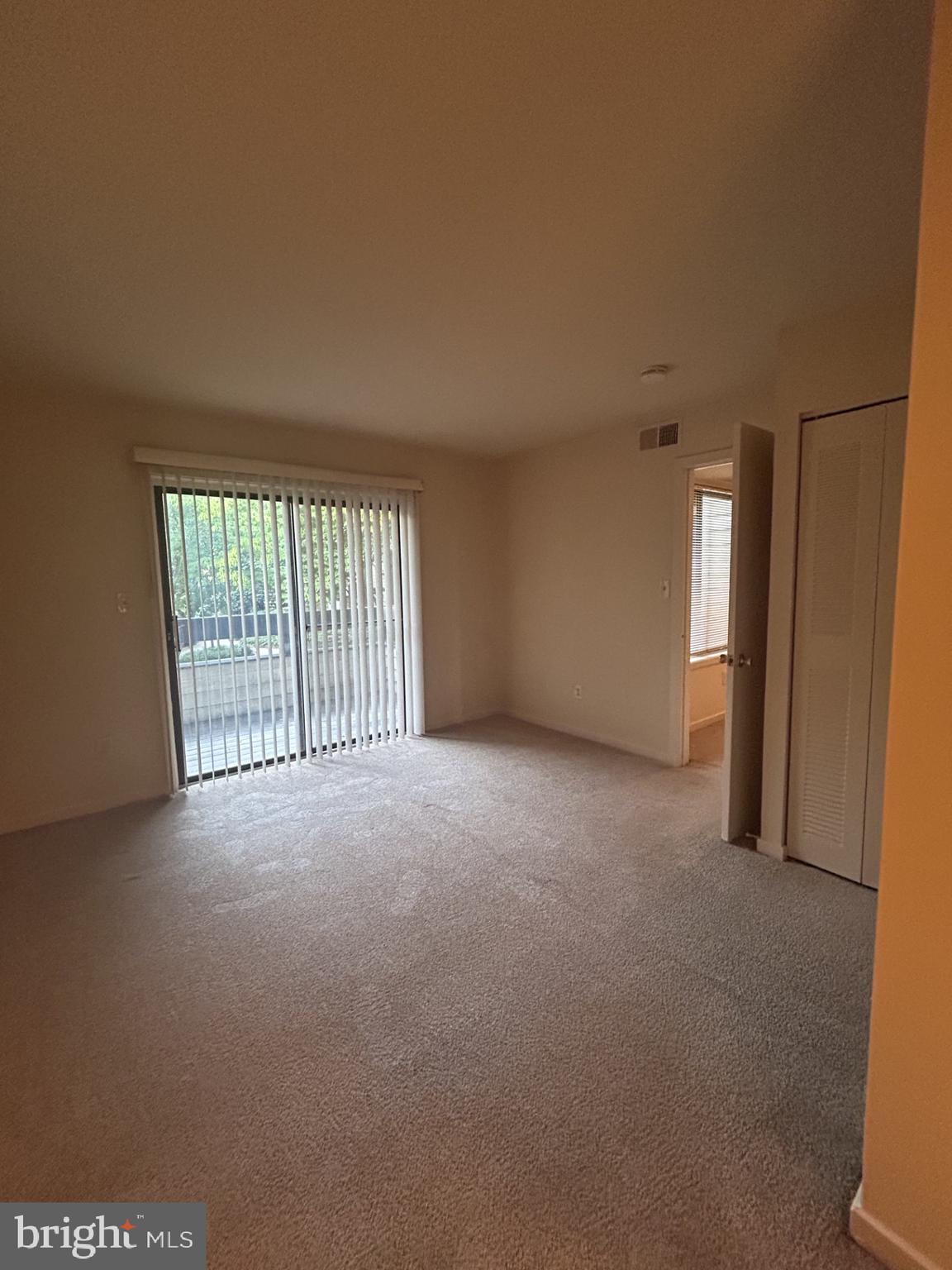 CHRISTOPHER COURT - Residential