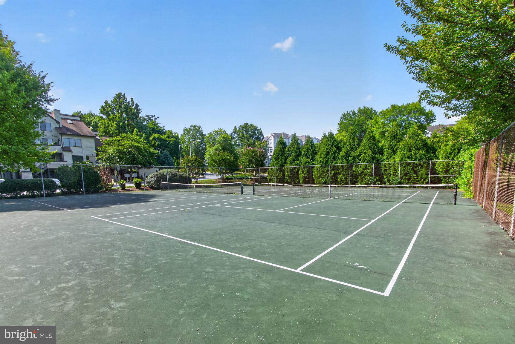 CHRISTOPHER COURT - Residential